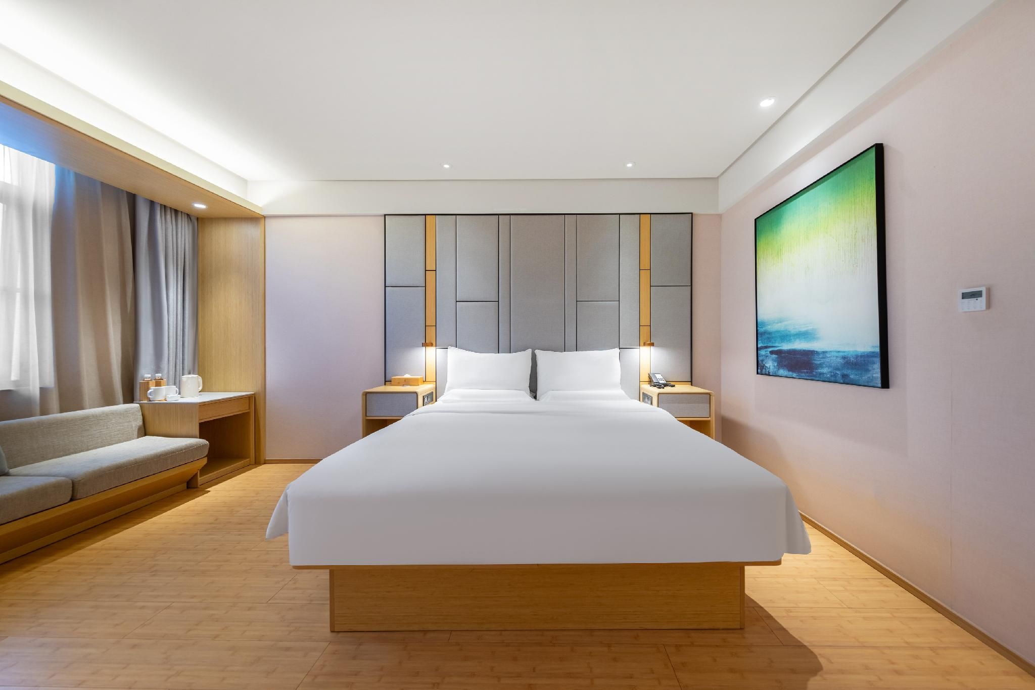 Business Queen Bed Room