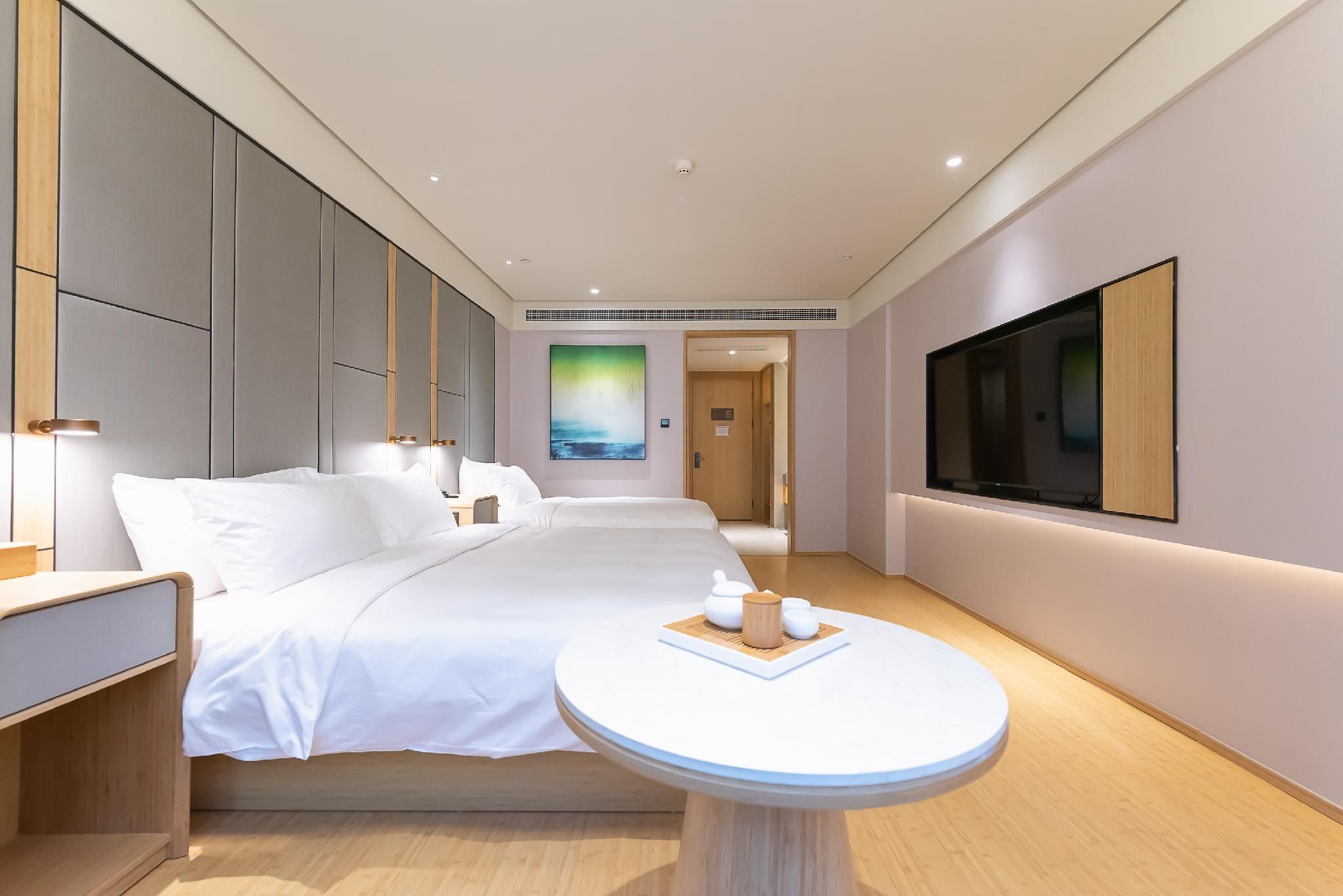 Huazhu - Family Room