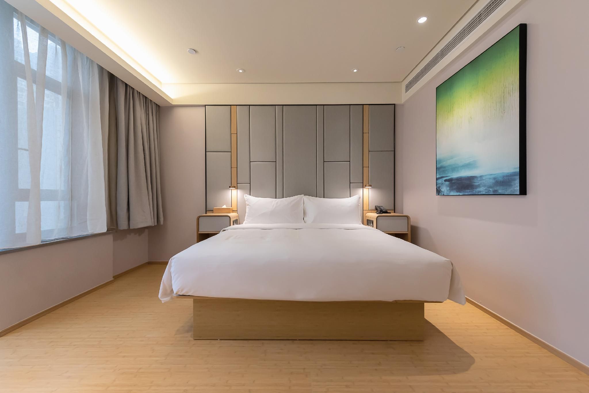 Huazhu - Superior BedRoom