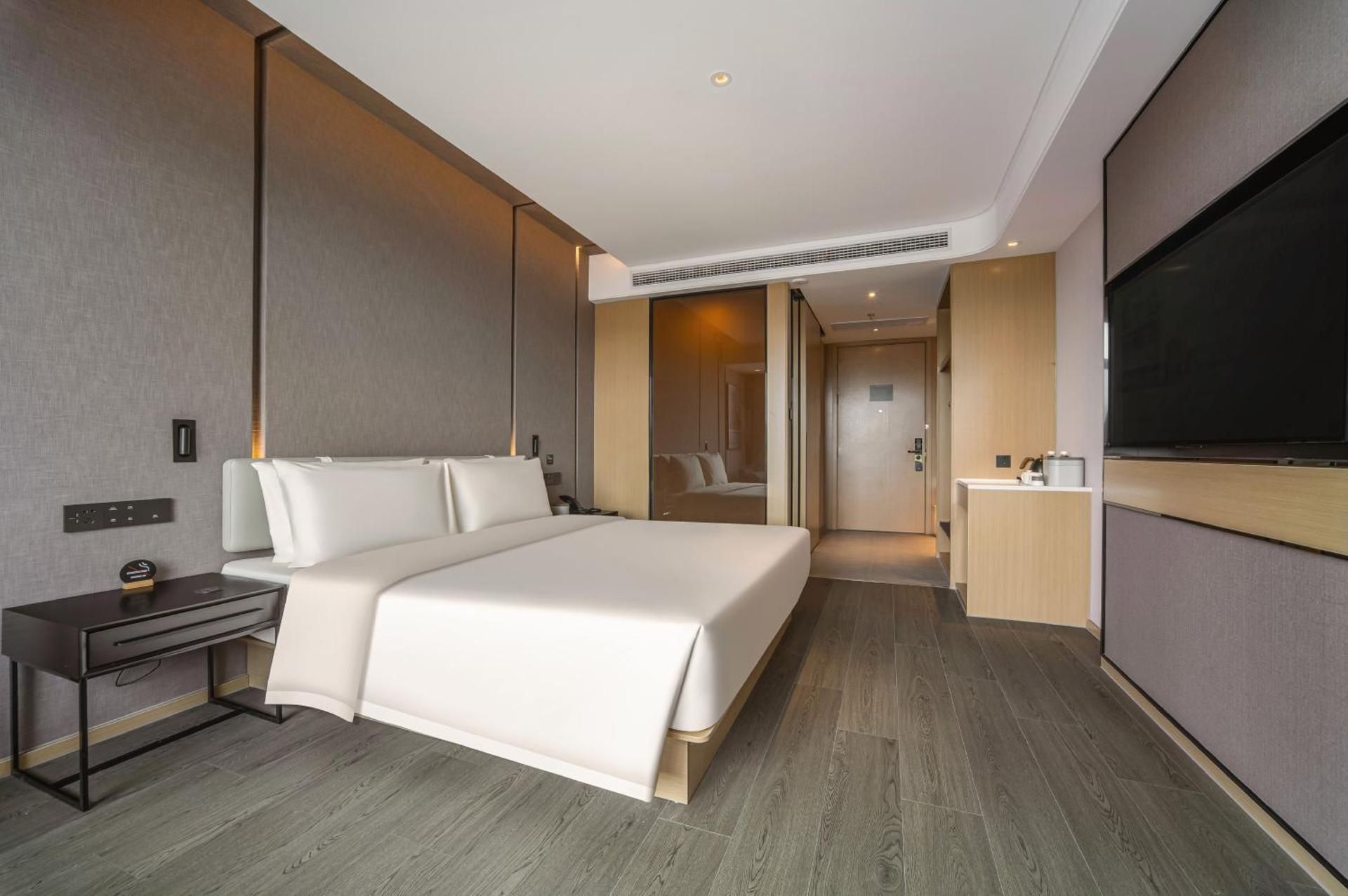 Atour - JIMU Queen Room with City View