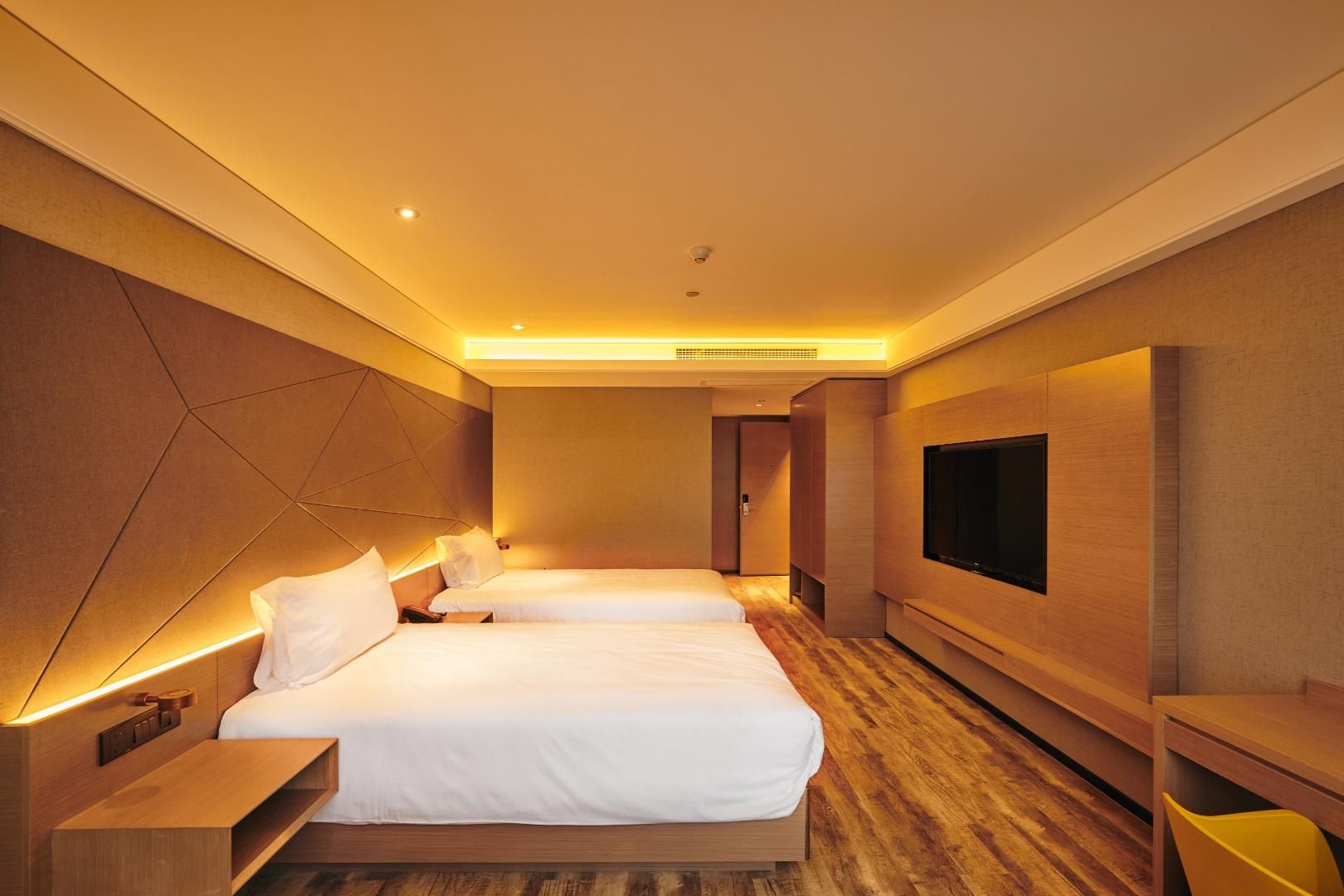 Huazhu - Business Twin Room