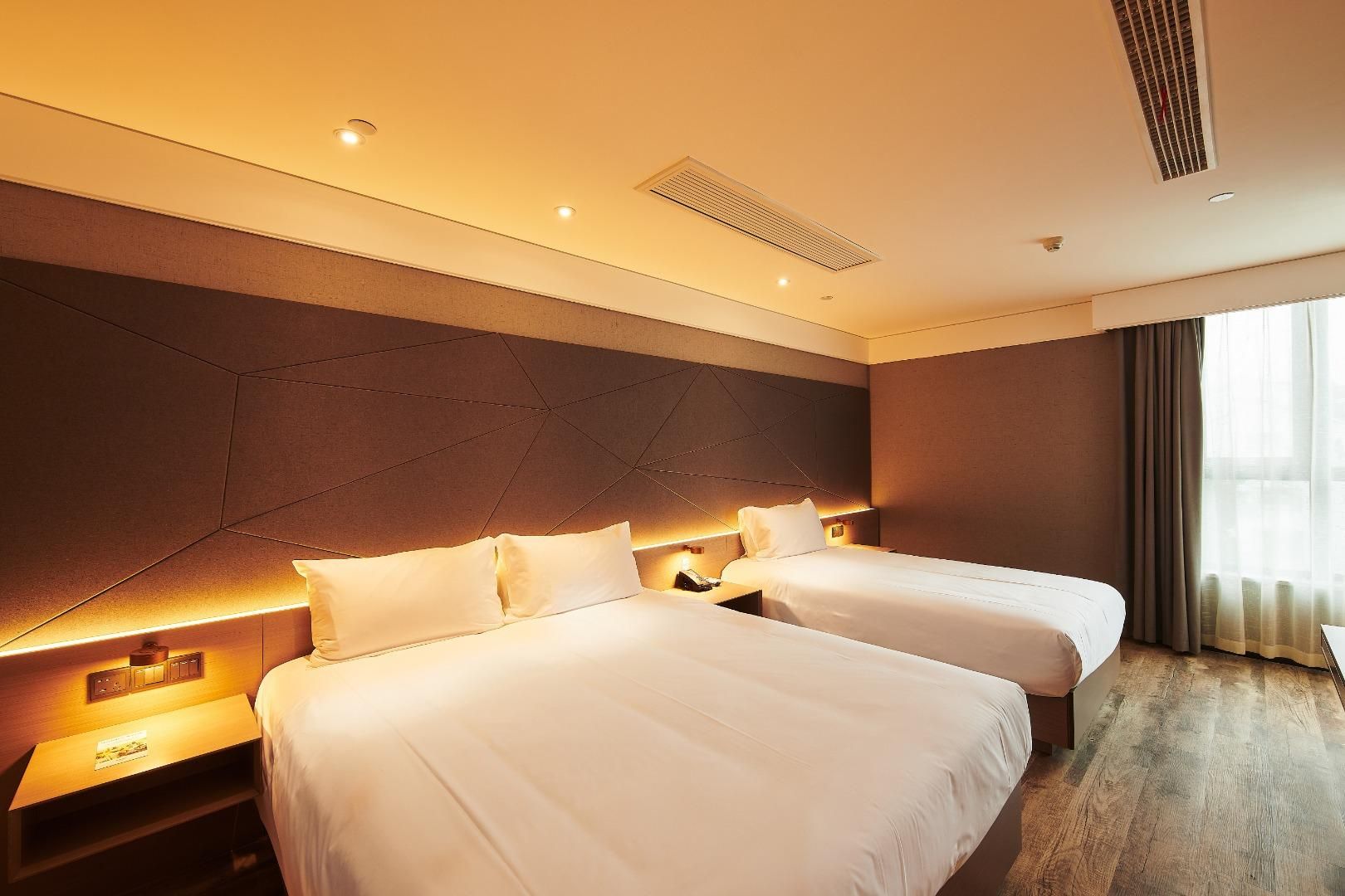 Huazhu - Deluxe Family Room