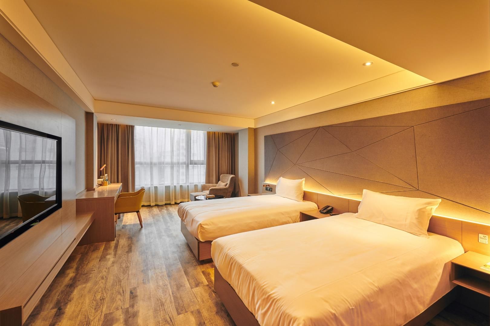Huazhu - Business Twin Room