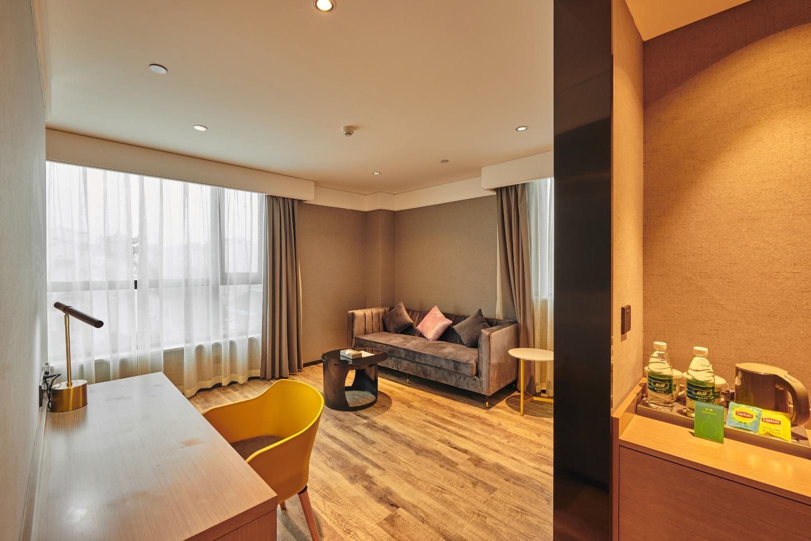 Huazhu - Deluxe Family Room