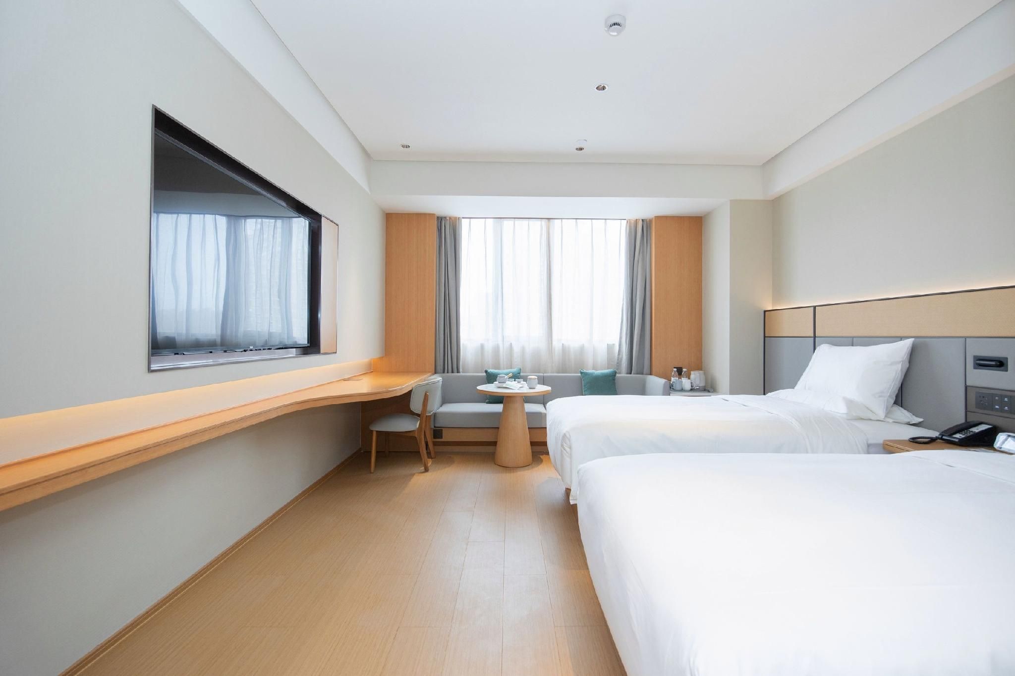 Business Superior Twin Room