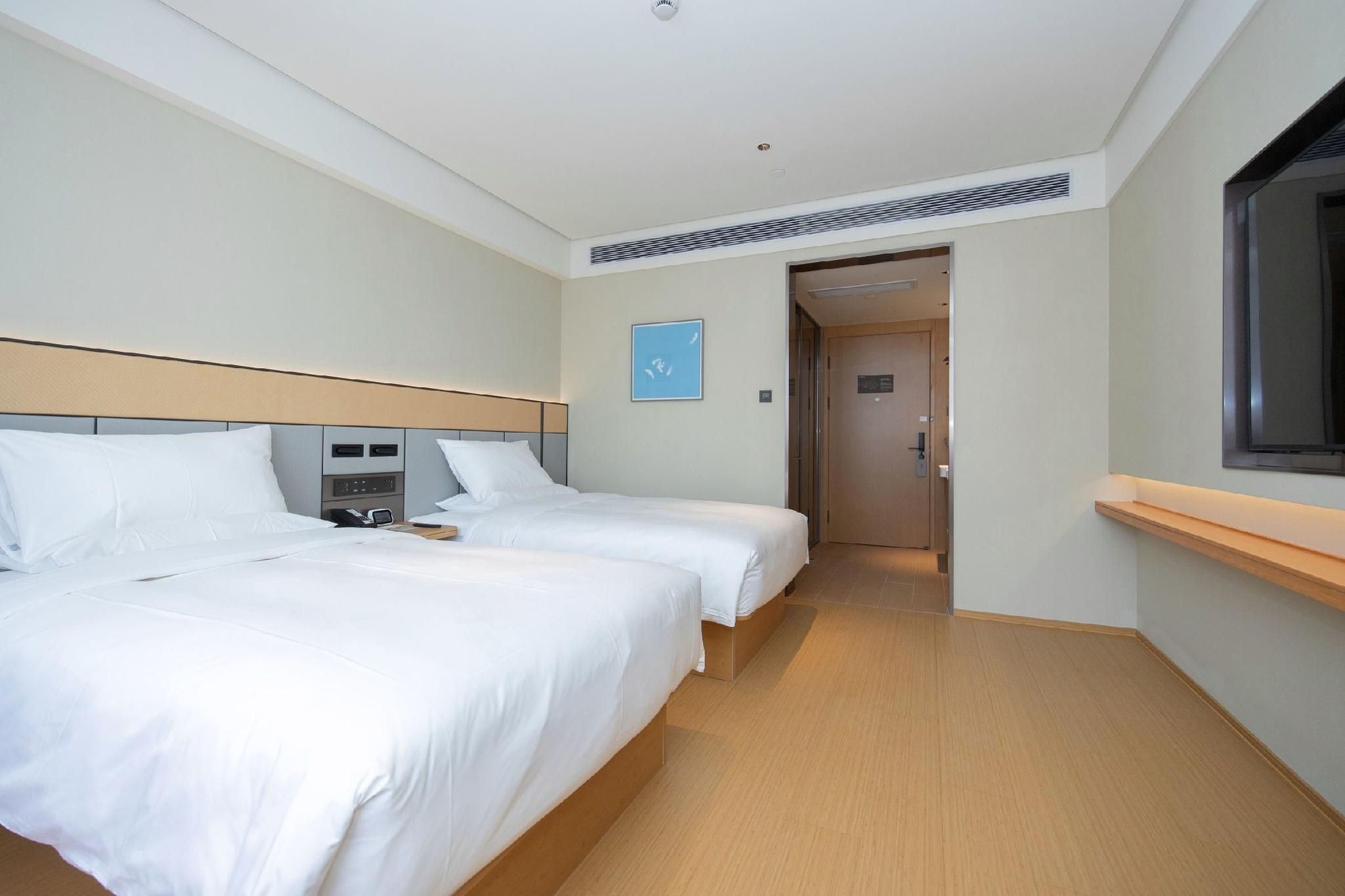 Business Superior Twin Room