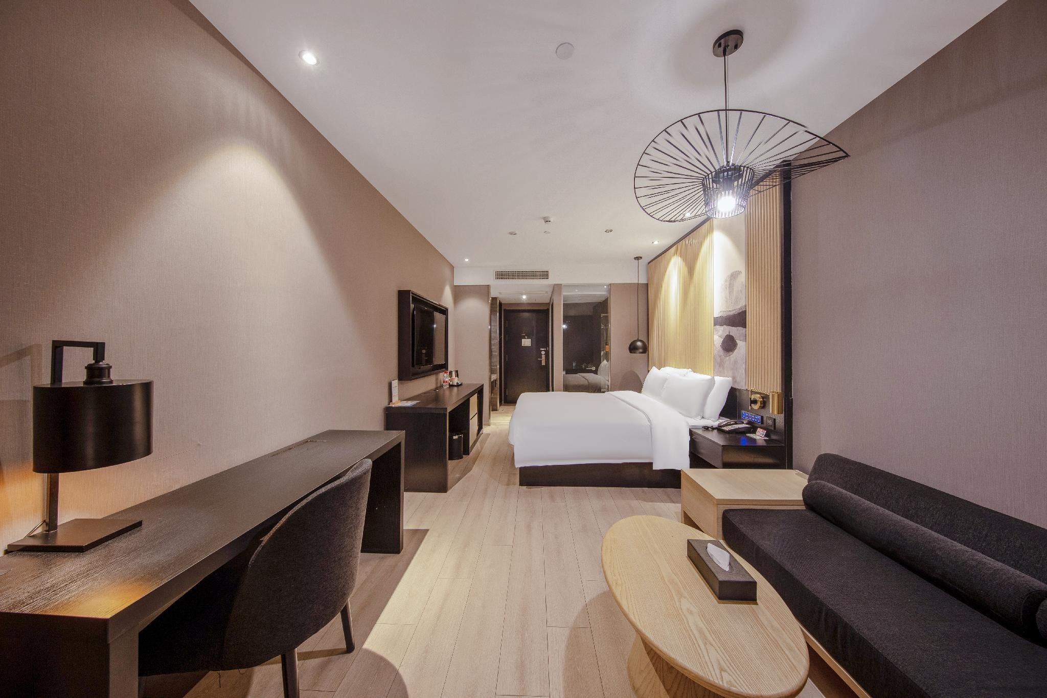 Huazhu - Bonding Room