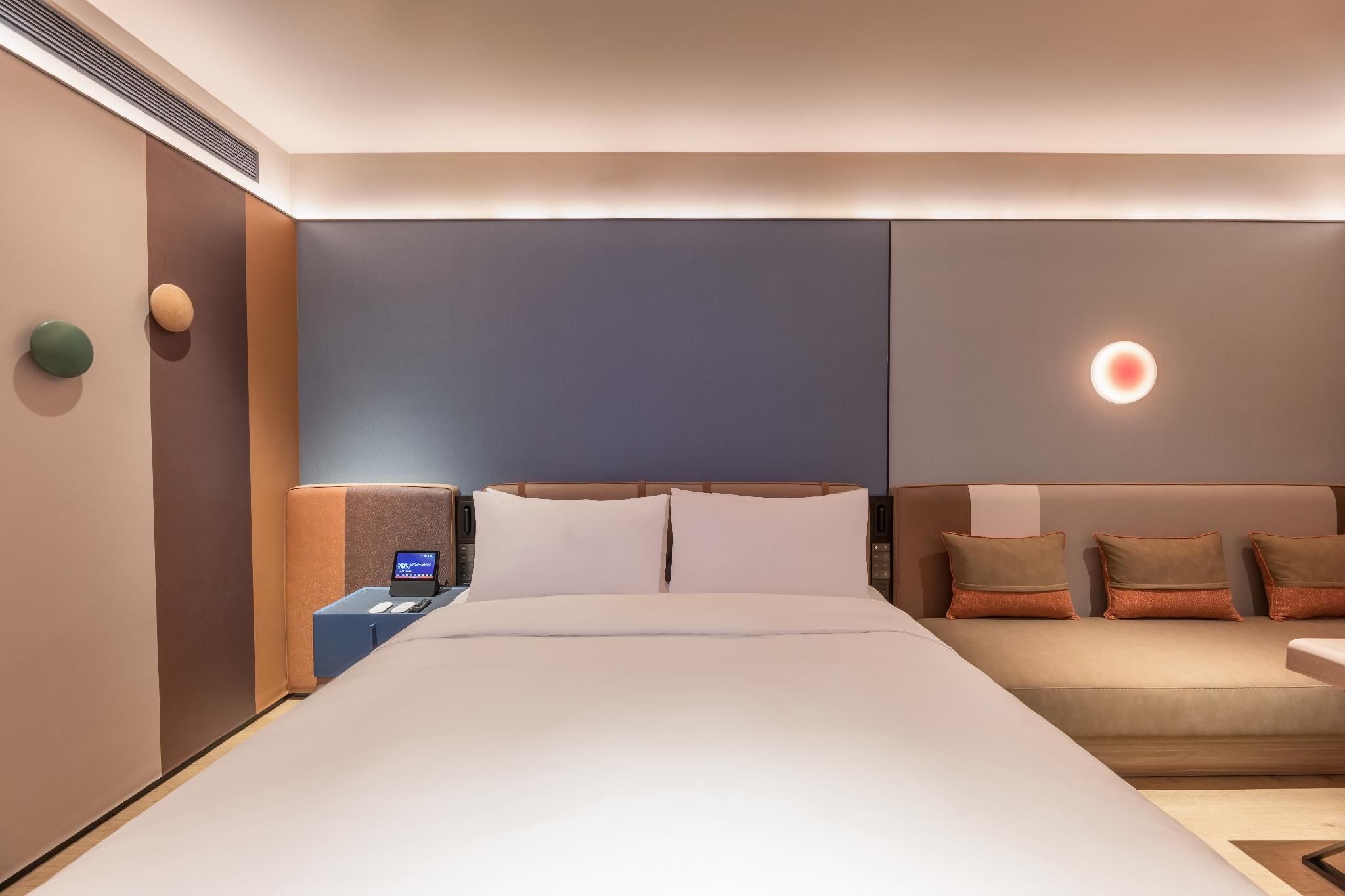 Select Bed Room