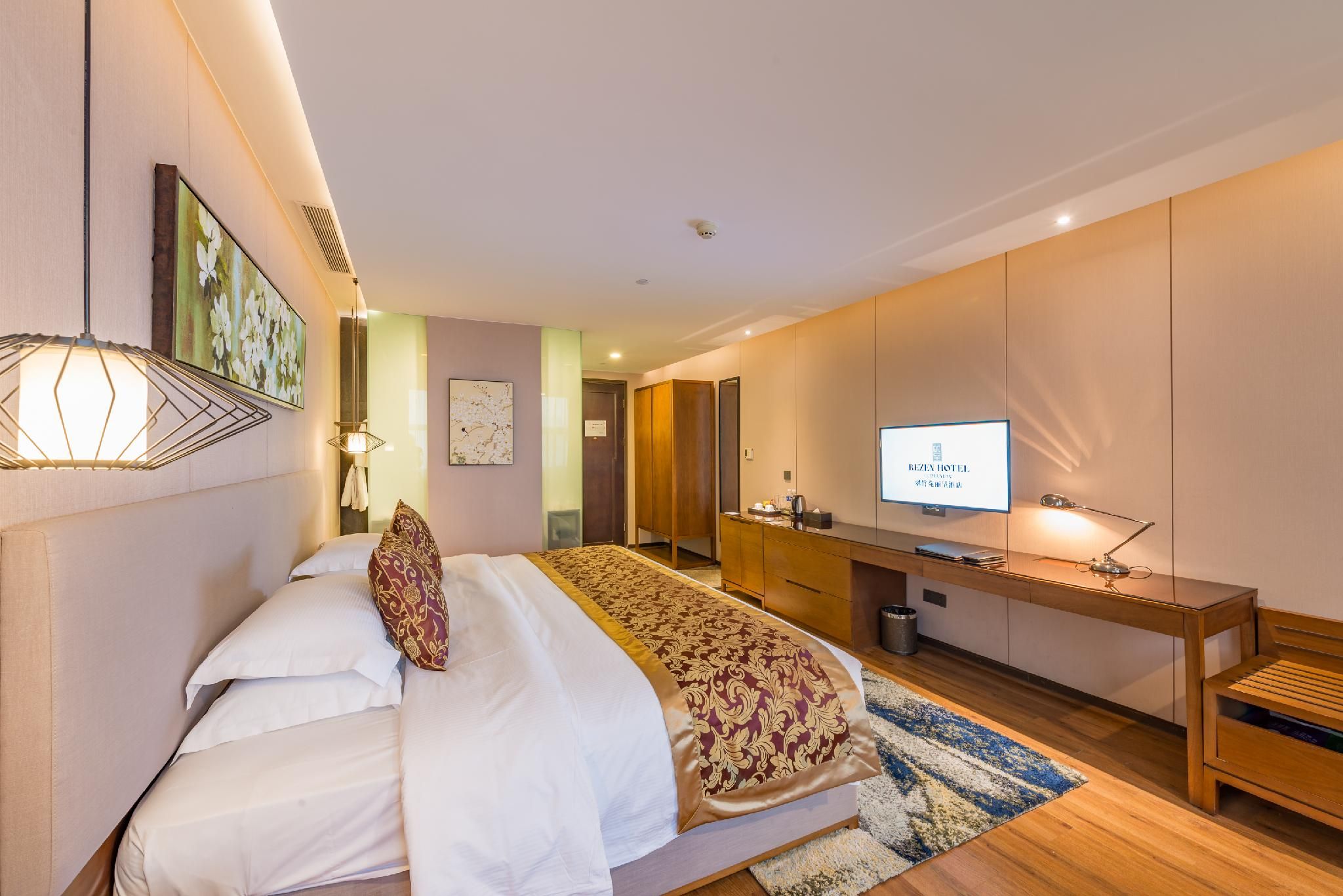 Rezen - Exquisite 1 Bed Room