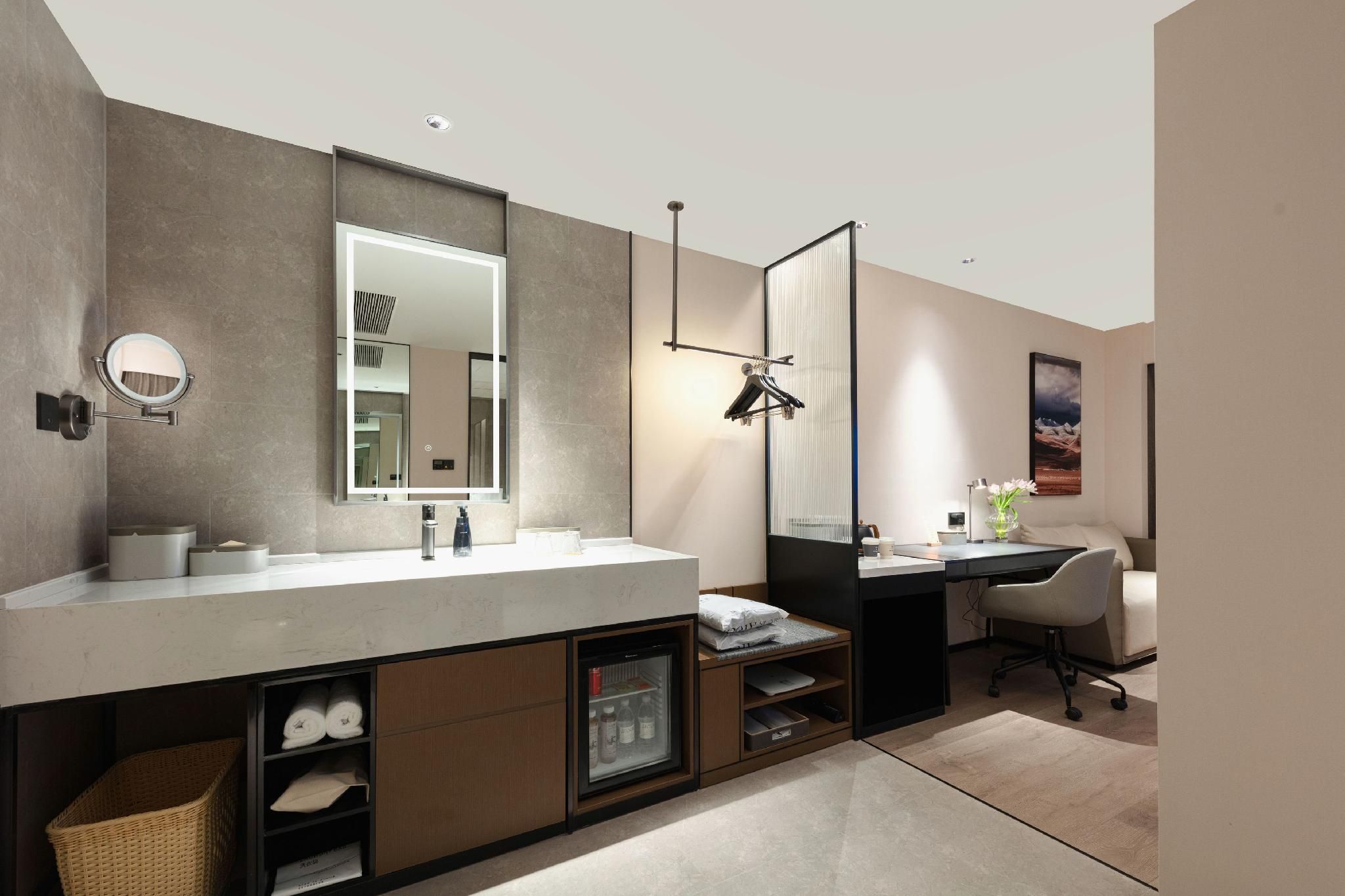 Premier Double Room with City View