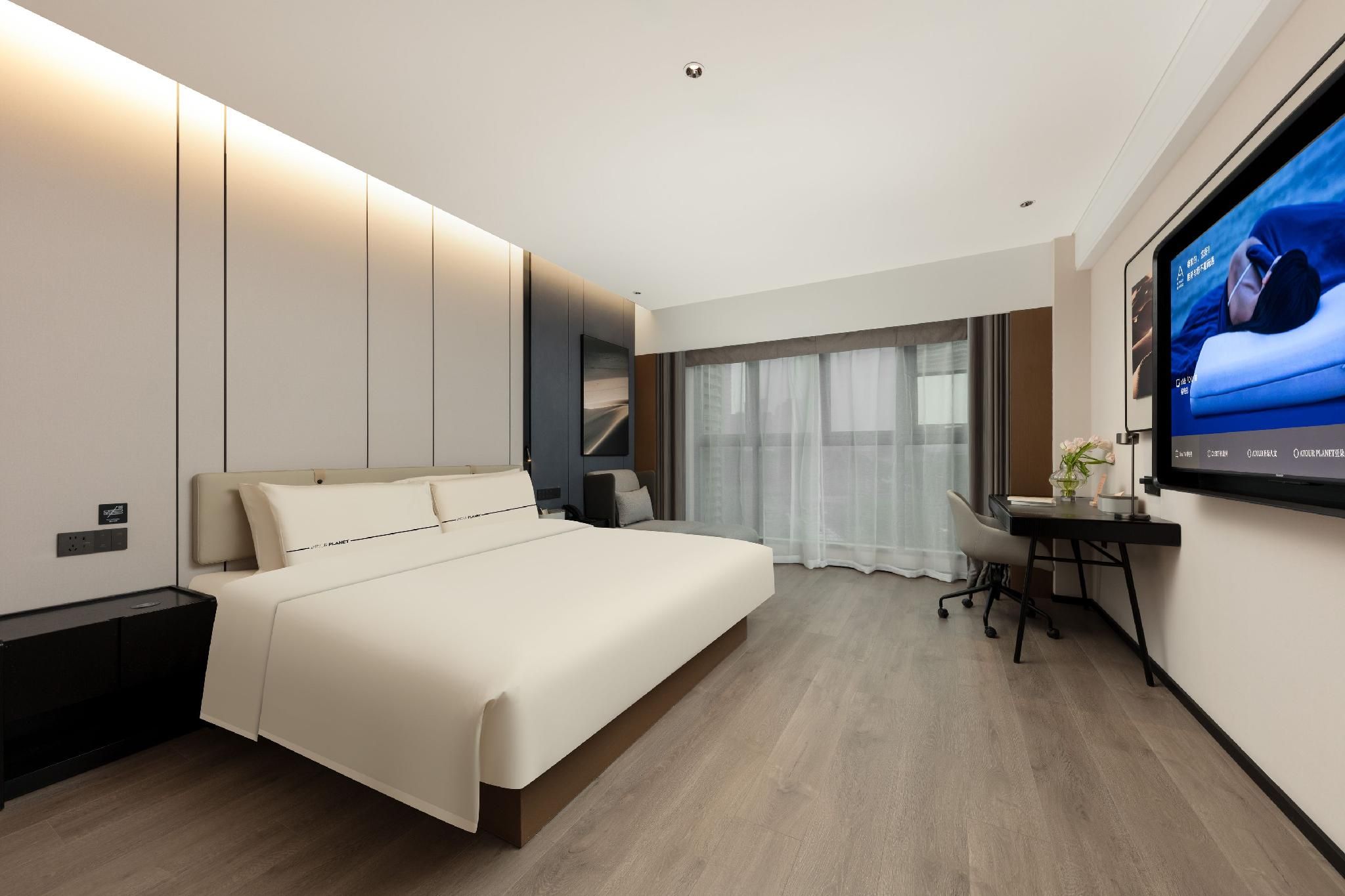 Executive room, Guest room, 1 Queen