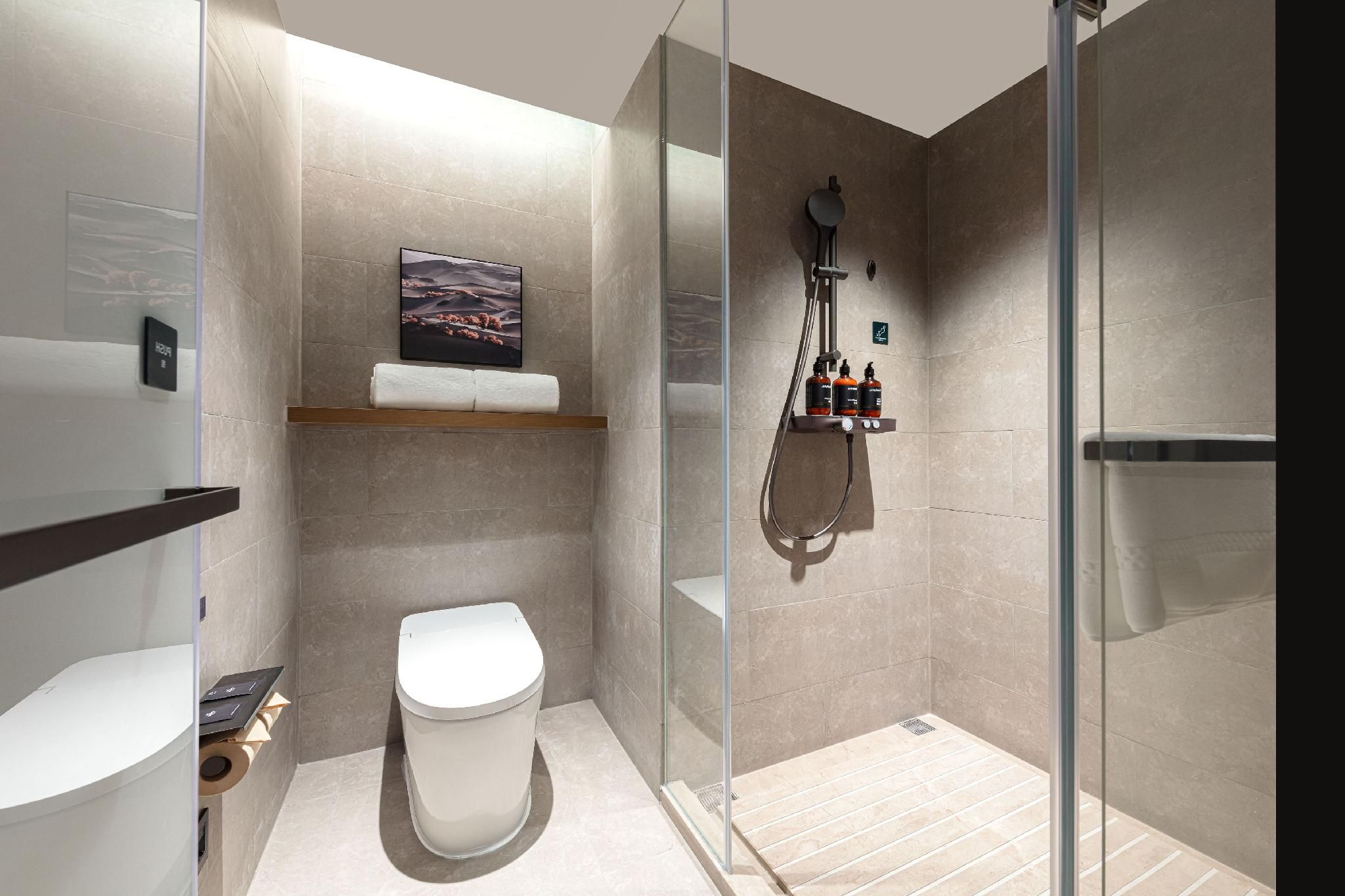 Executive room, Guest room, 1 Queen