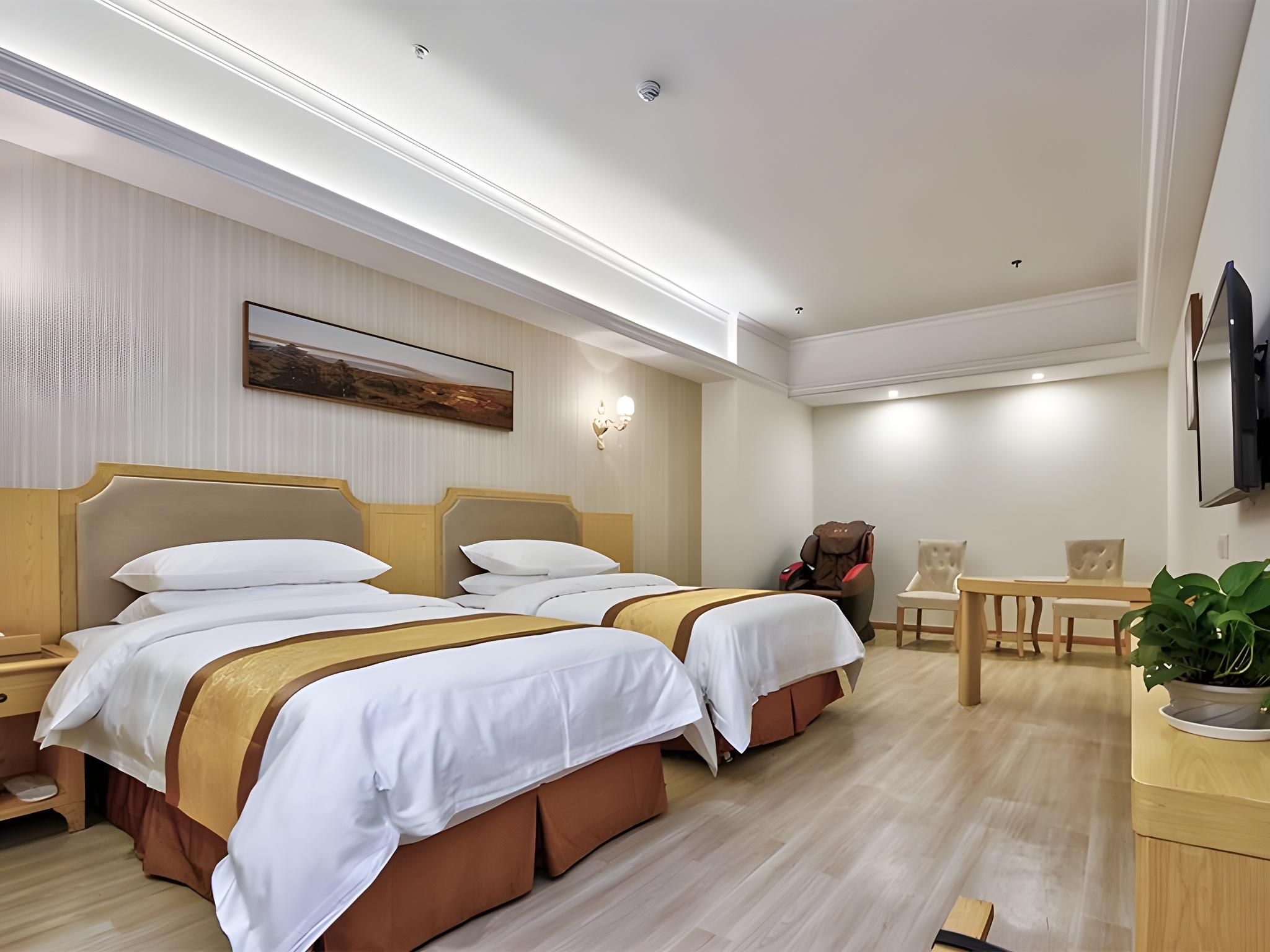 Vienna - Bonding Room With Twin Bed