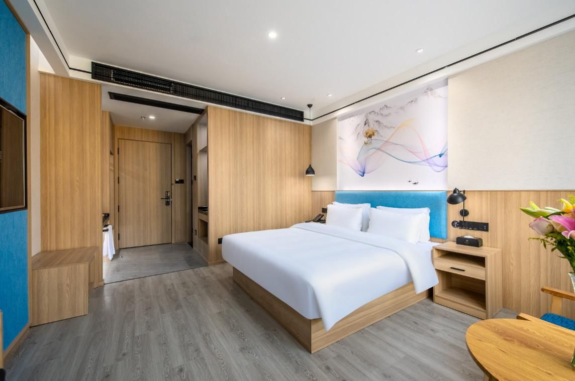 Huazhu - Superior BedRoom