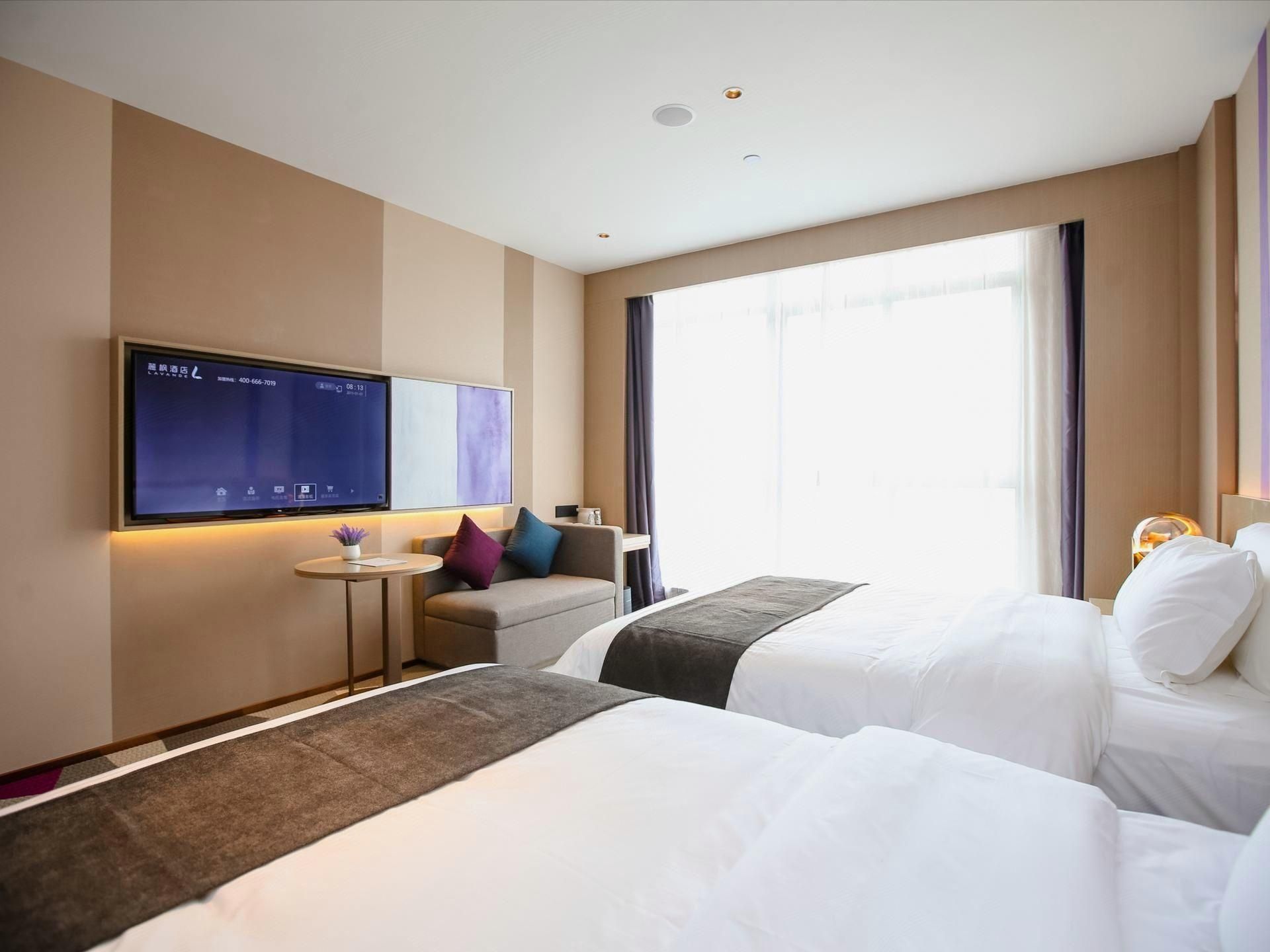 WH - Deluxe Bed Room