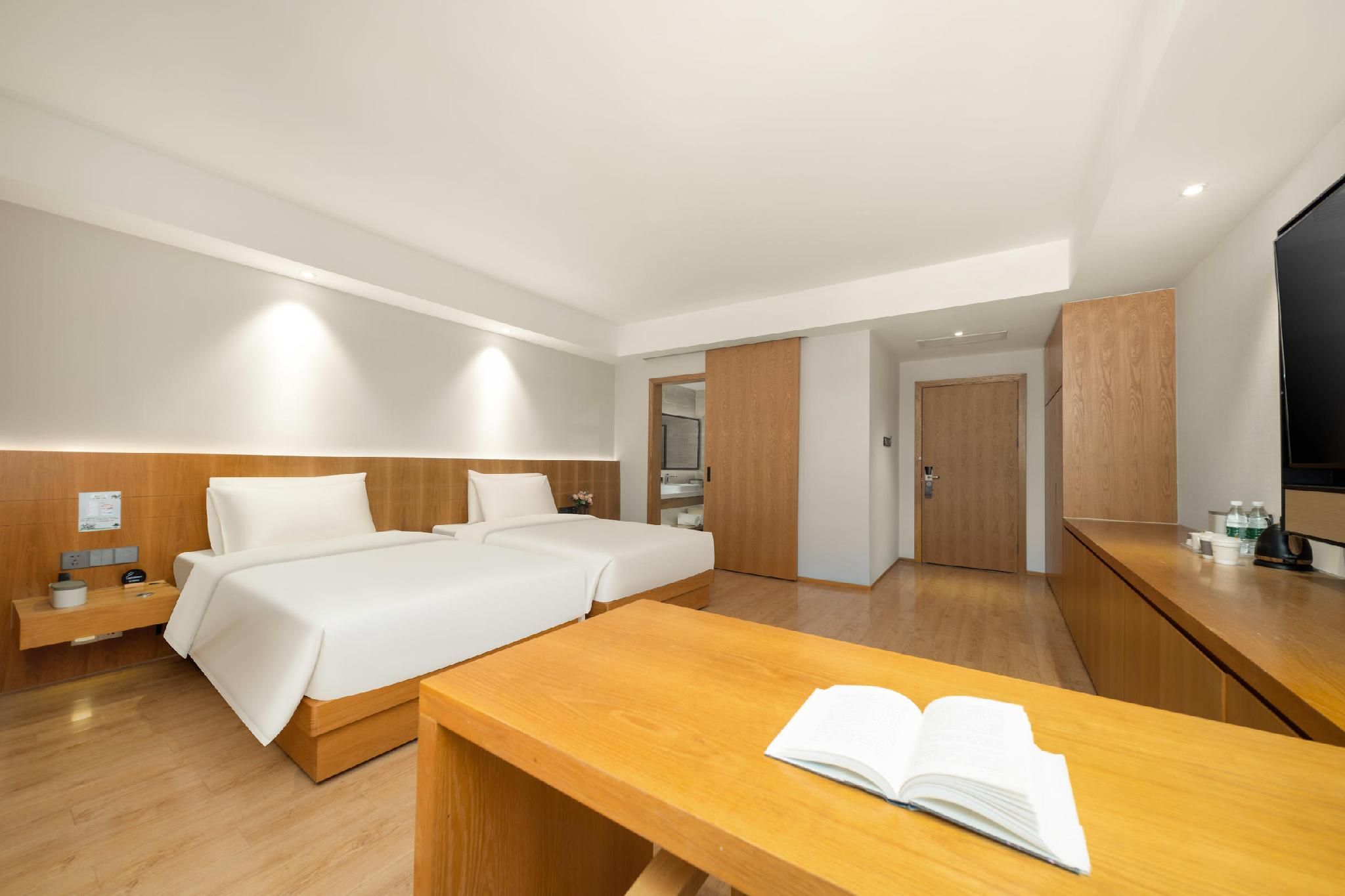 Atour - JIMU Twin Room