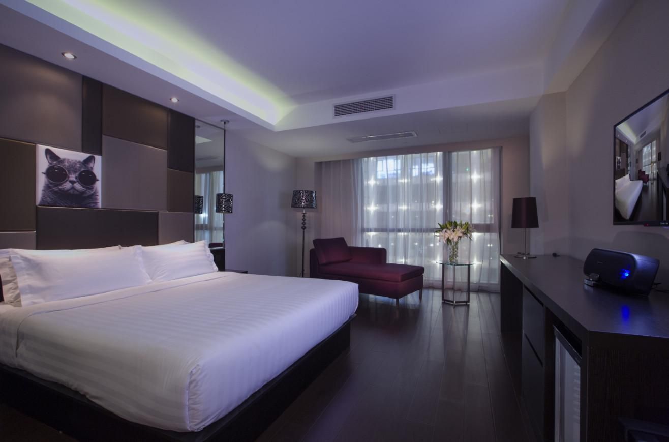 Huazhu - Deluxe Bed Room