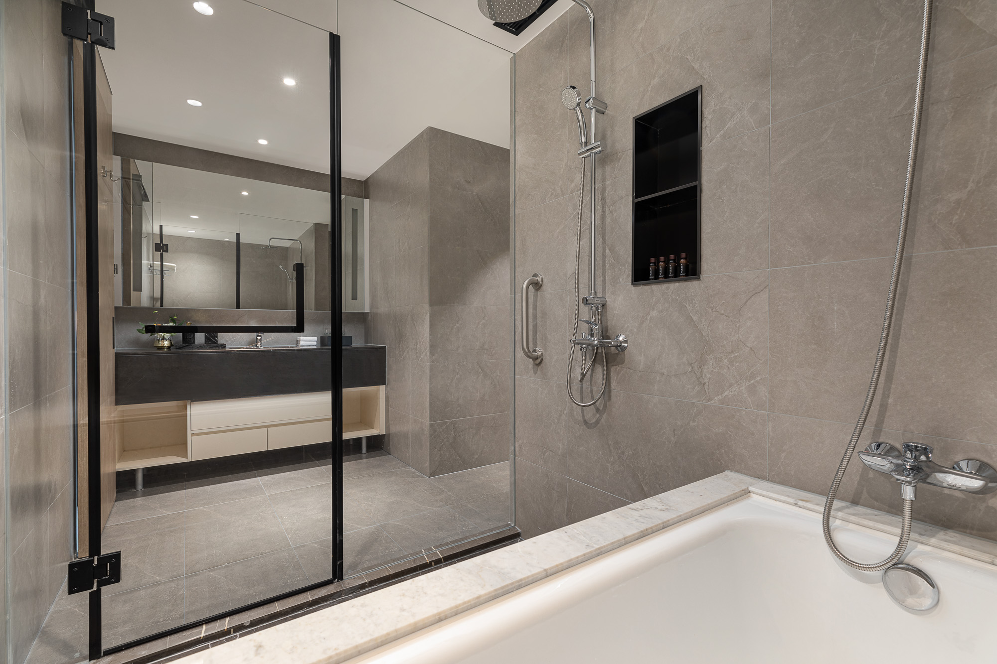 2-Bedroom Premier