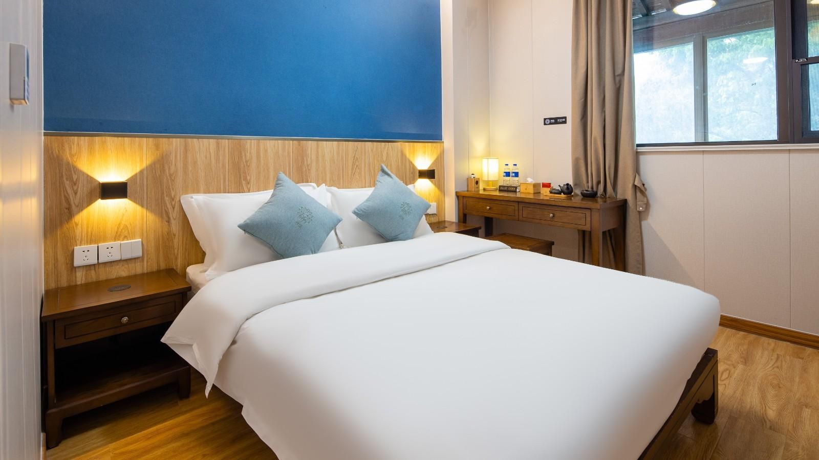 Lvyue - Fusheng One Bed Room
