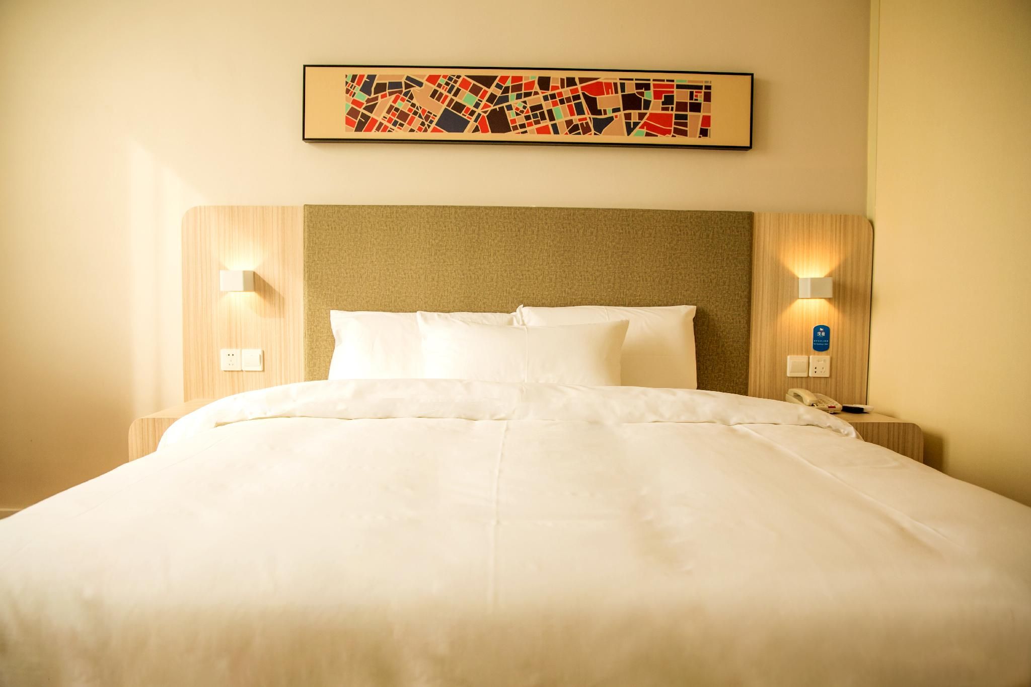 Huazhu - Superior BedRoom