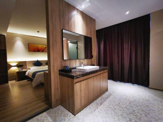 Business Suite