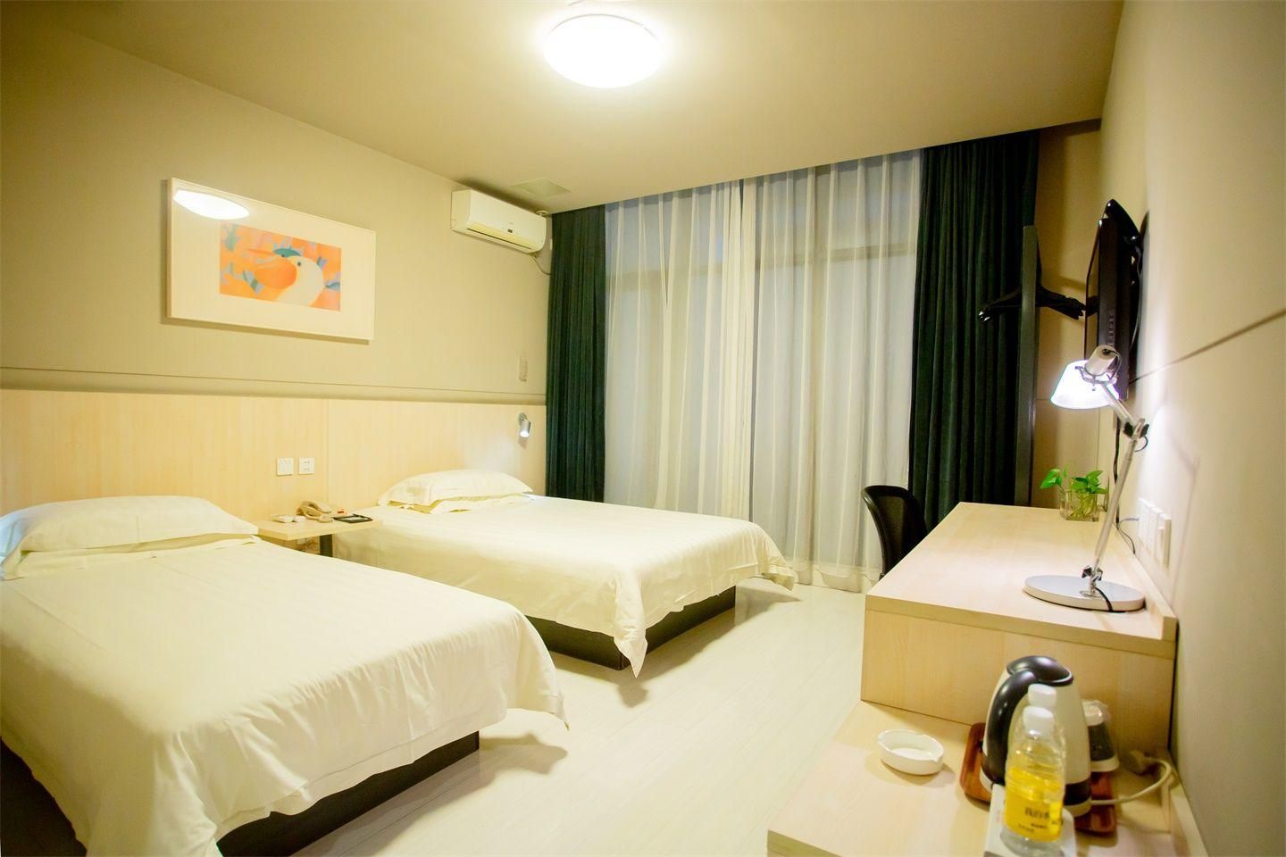 WH - Standard Room A