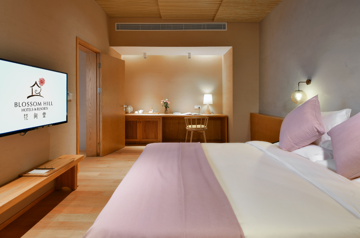 Queen Room with Private Hot Spring