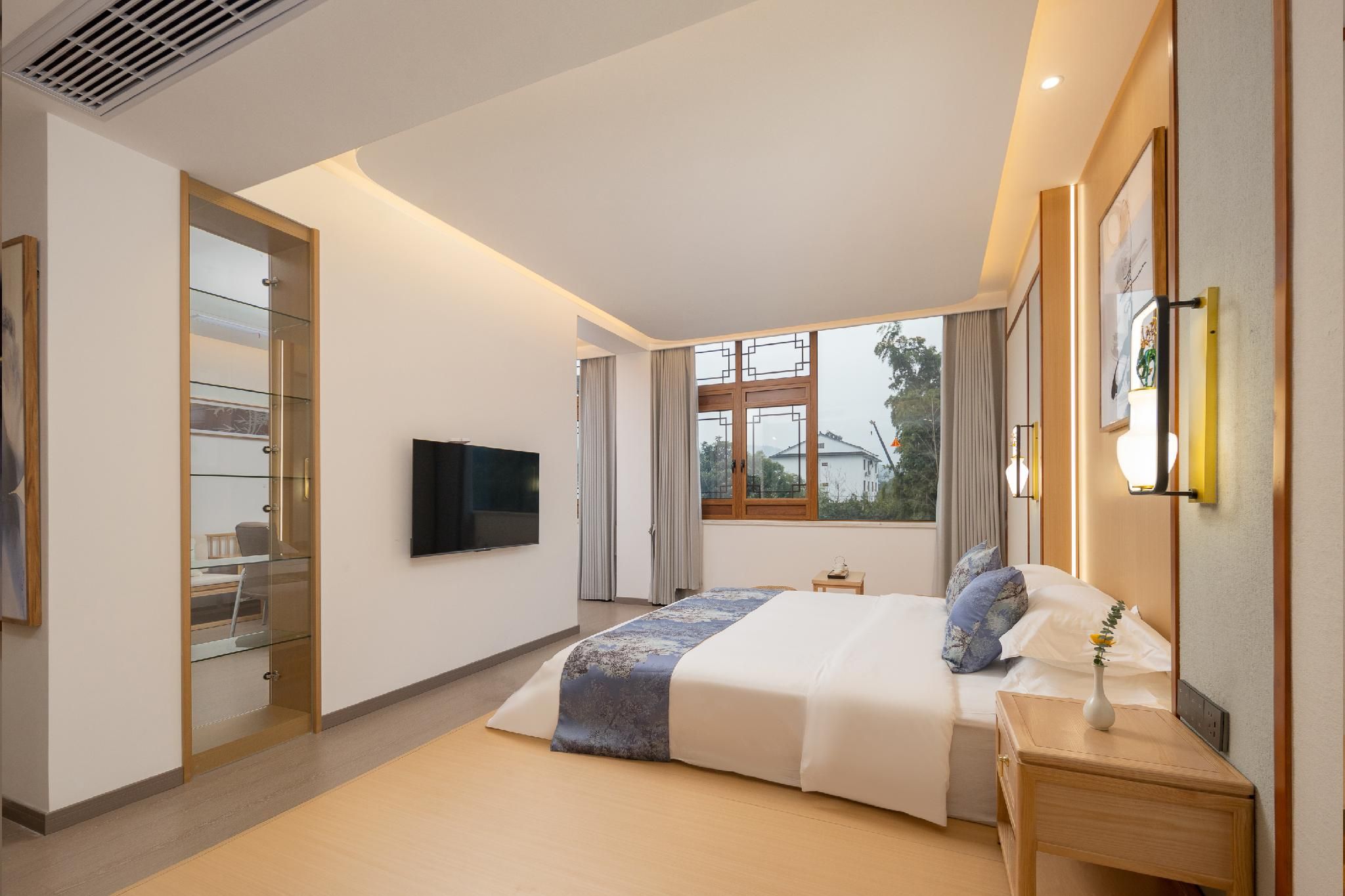 Suite Room
