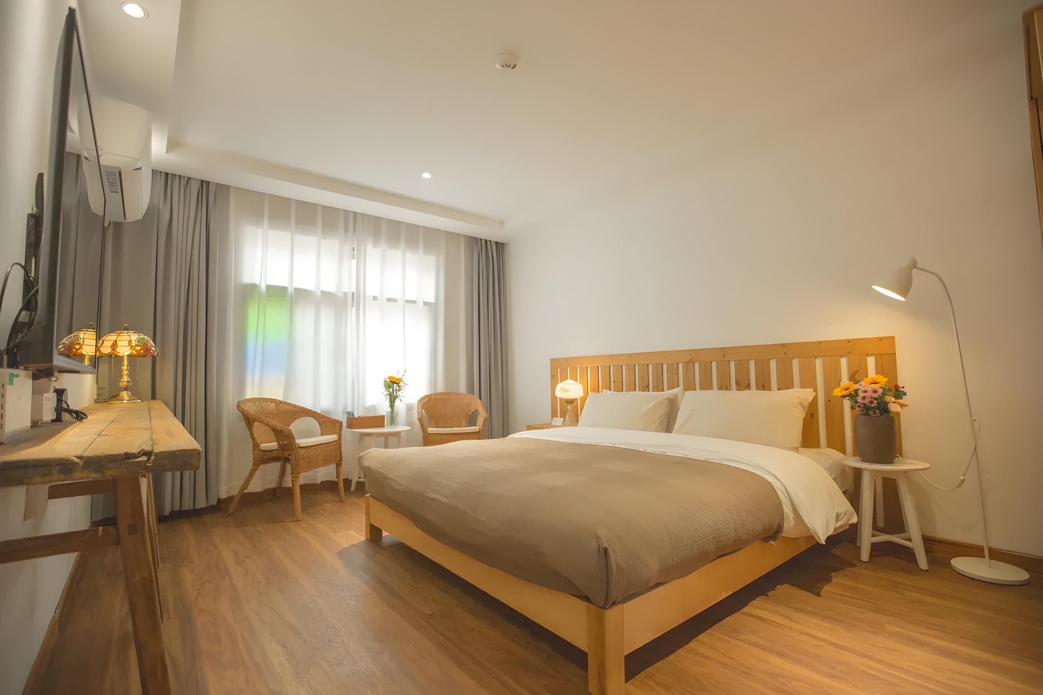 GTR - Guest Room with One 1.8M Bed
