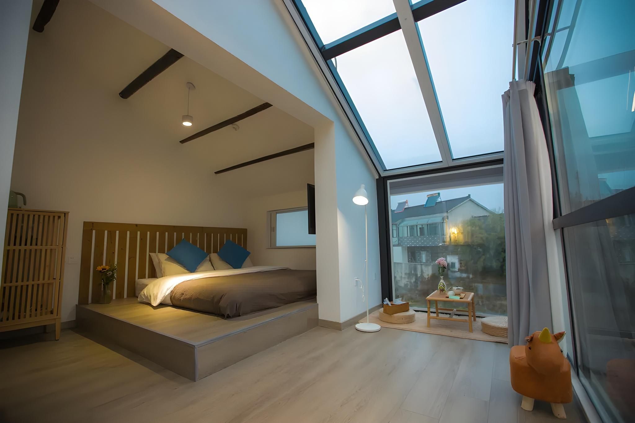 King Room with Balcony