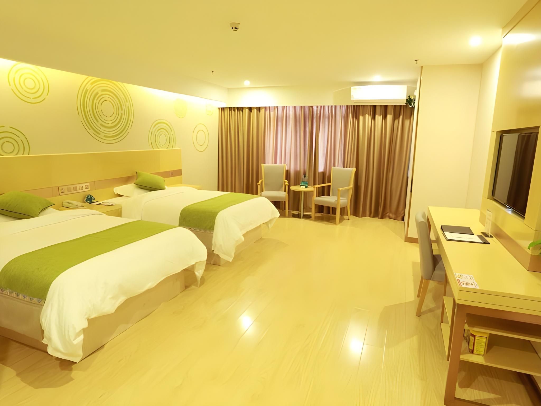 Feature Suite