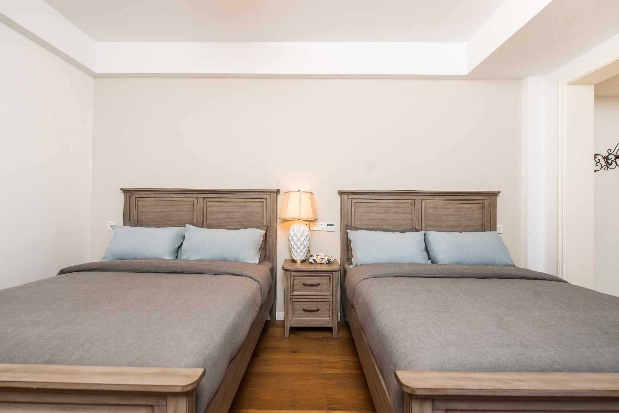 Guest Room - Twin Beds