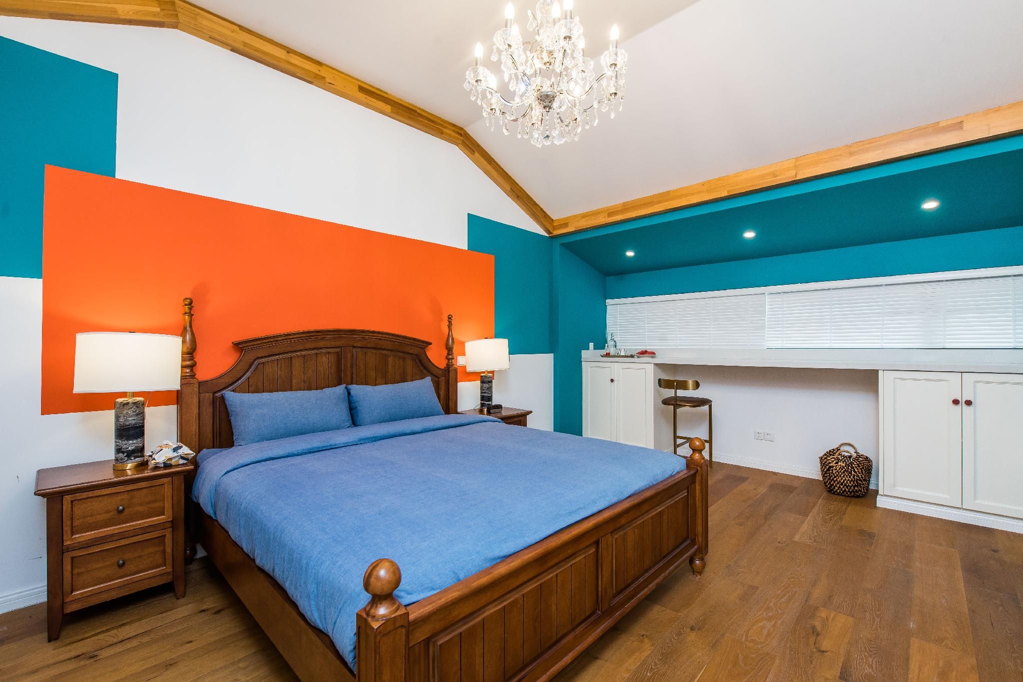 Big Room