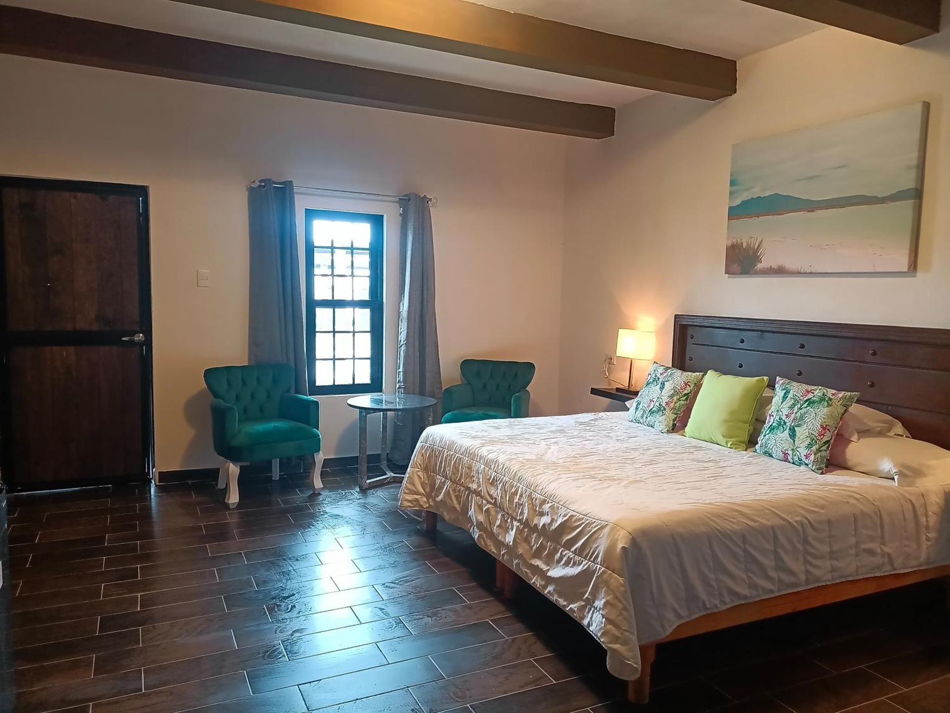 Superior King Suite