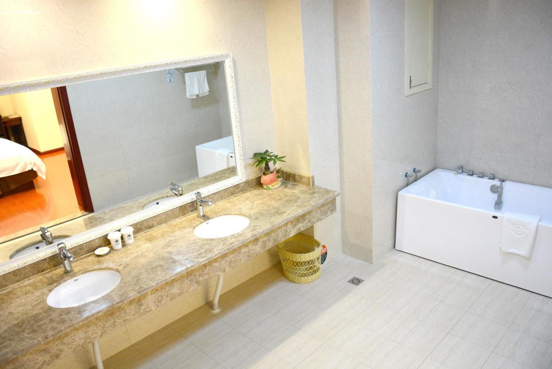 Mainland Chinese Citizens - Business Twin Room