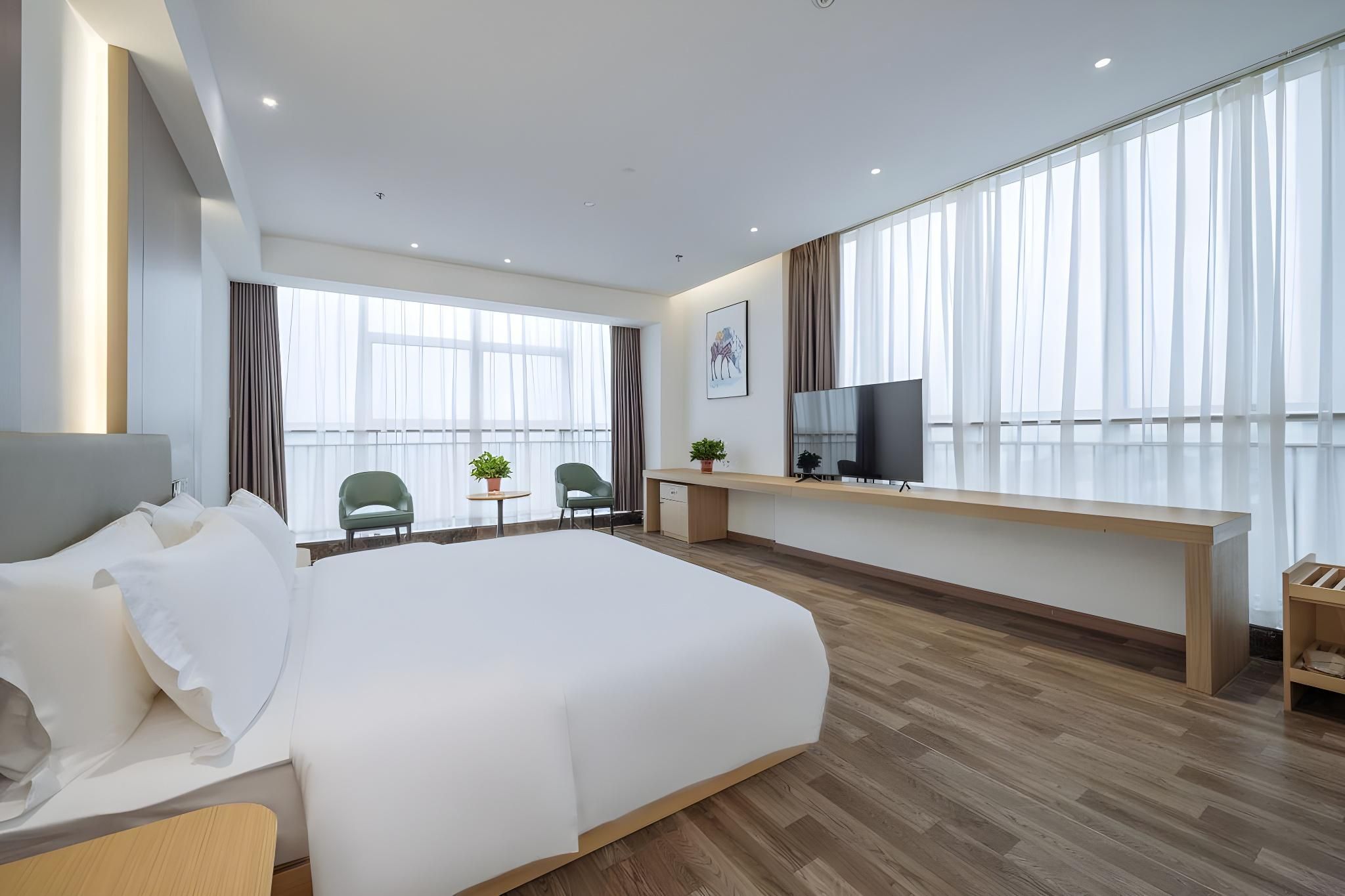 Guest room, Queen