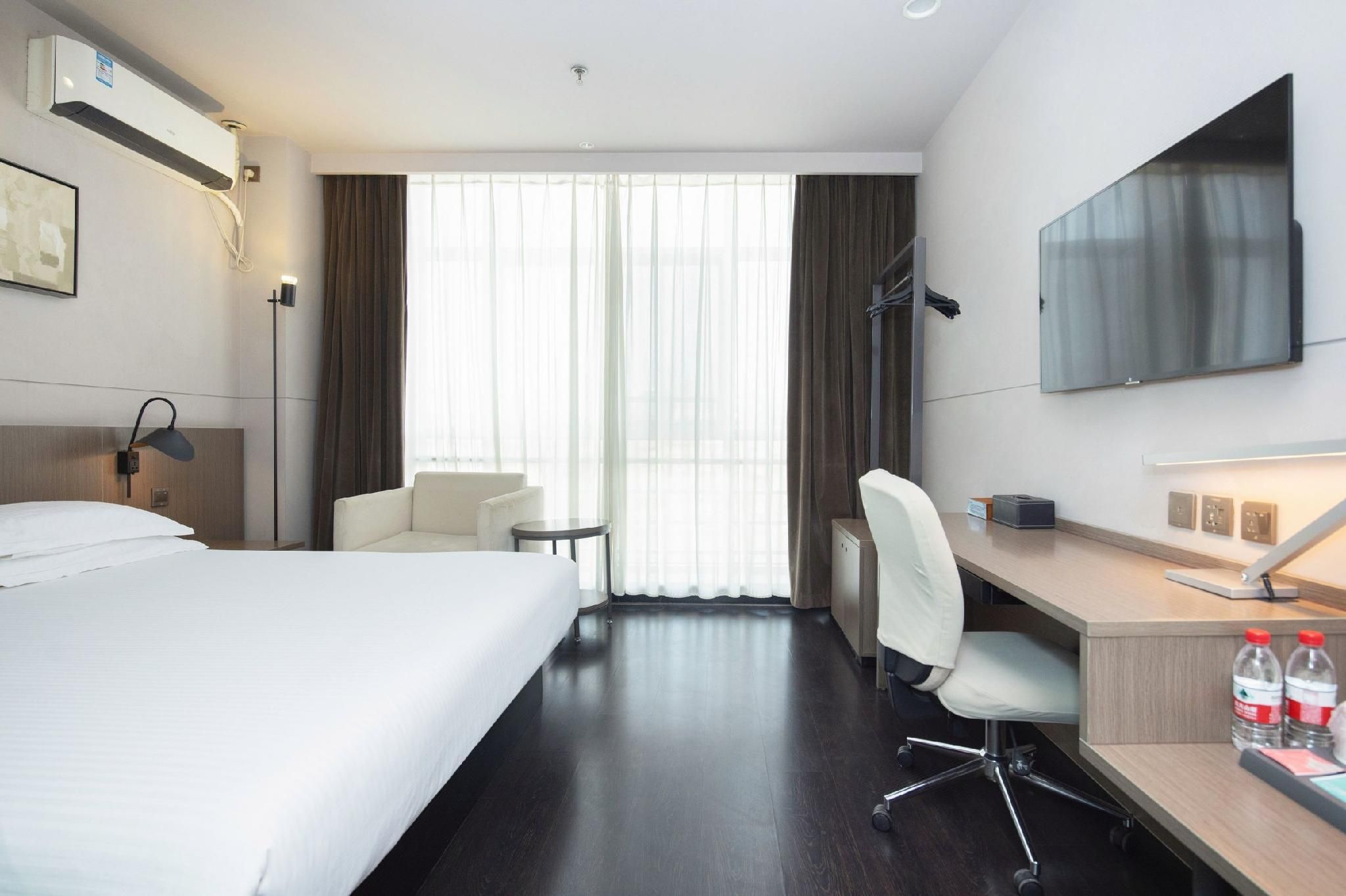 Business Standard Room A