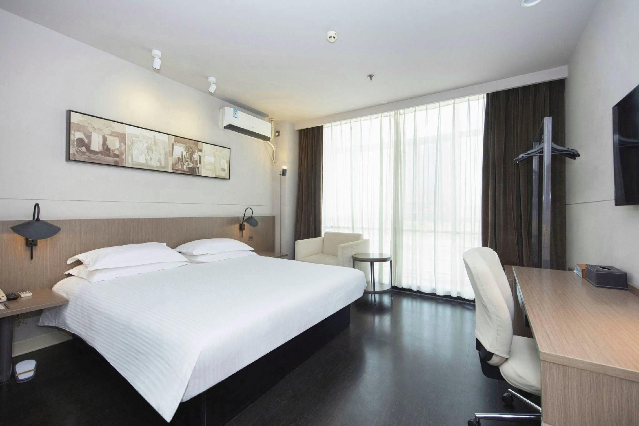 Business Standard Room A