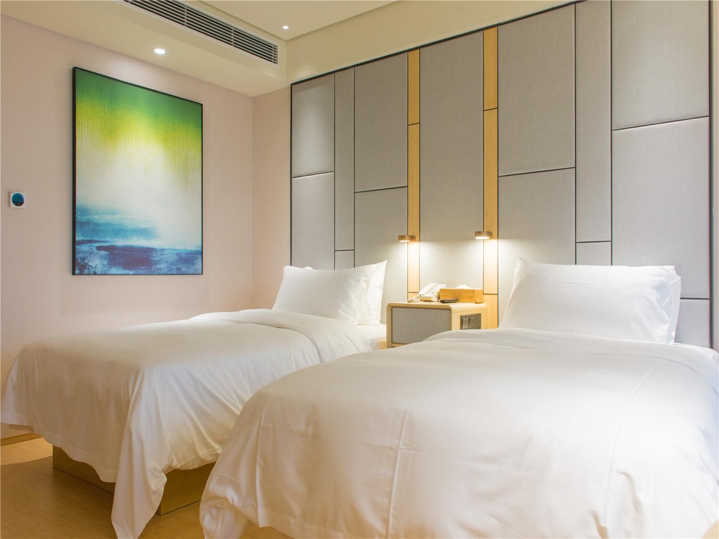 Huazhu - Superior Twin