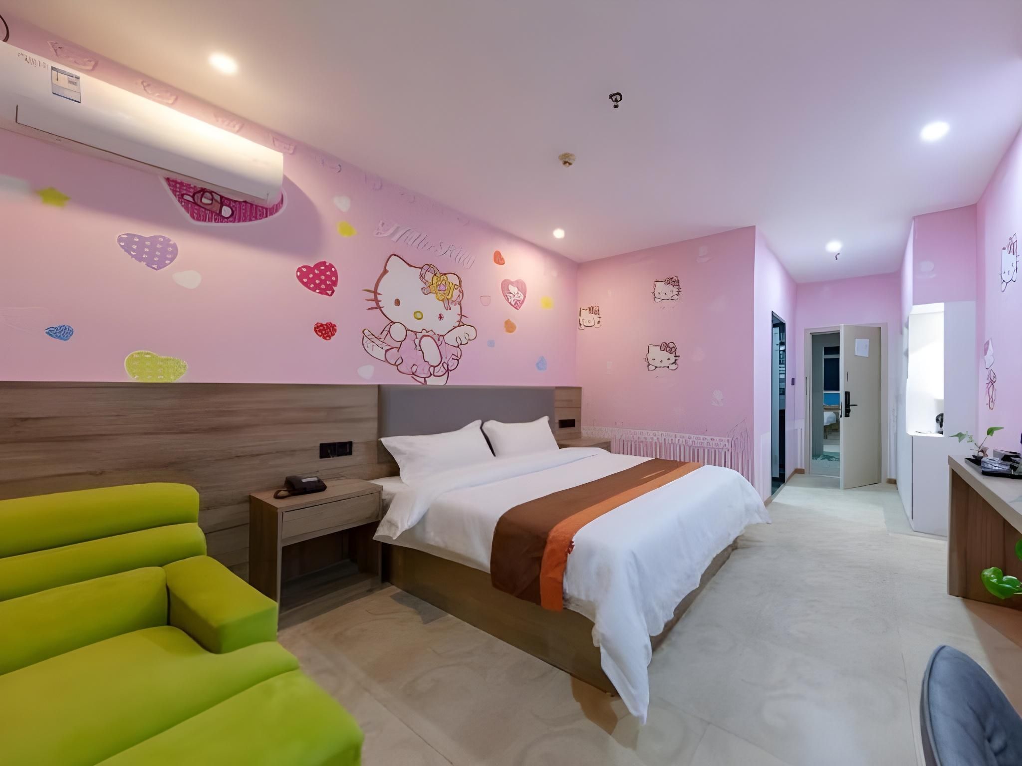 GTI - 1 Bed Room, Kity Cat