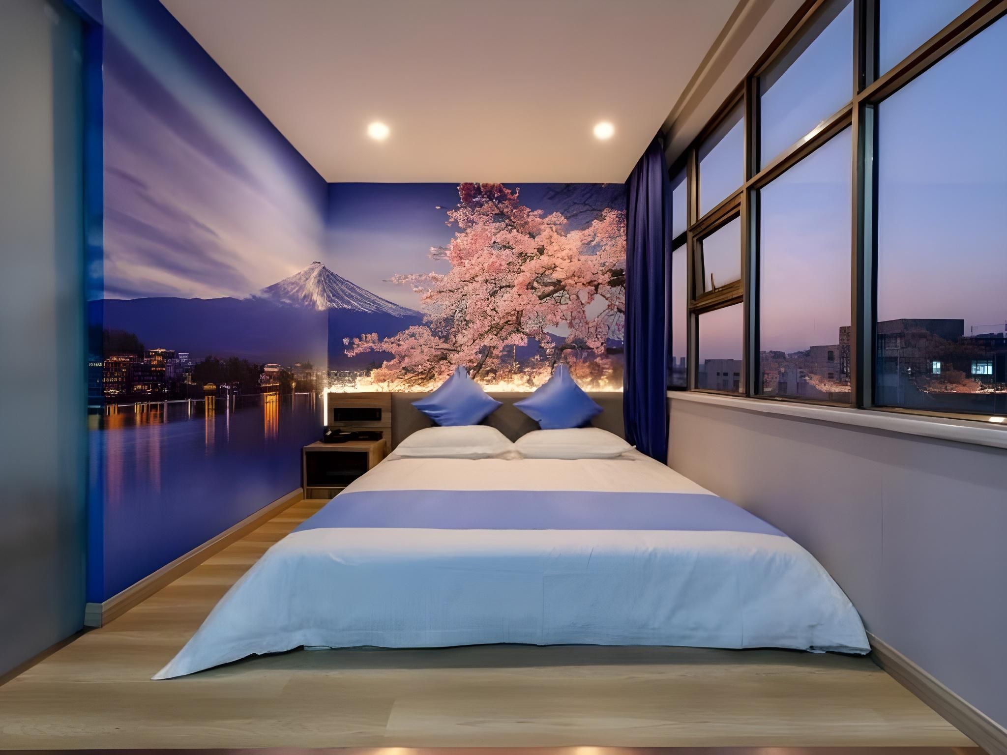Tatami Queen Room