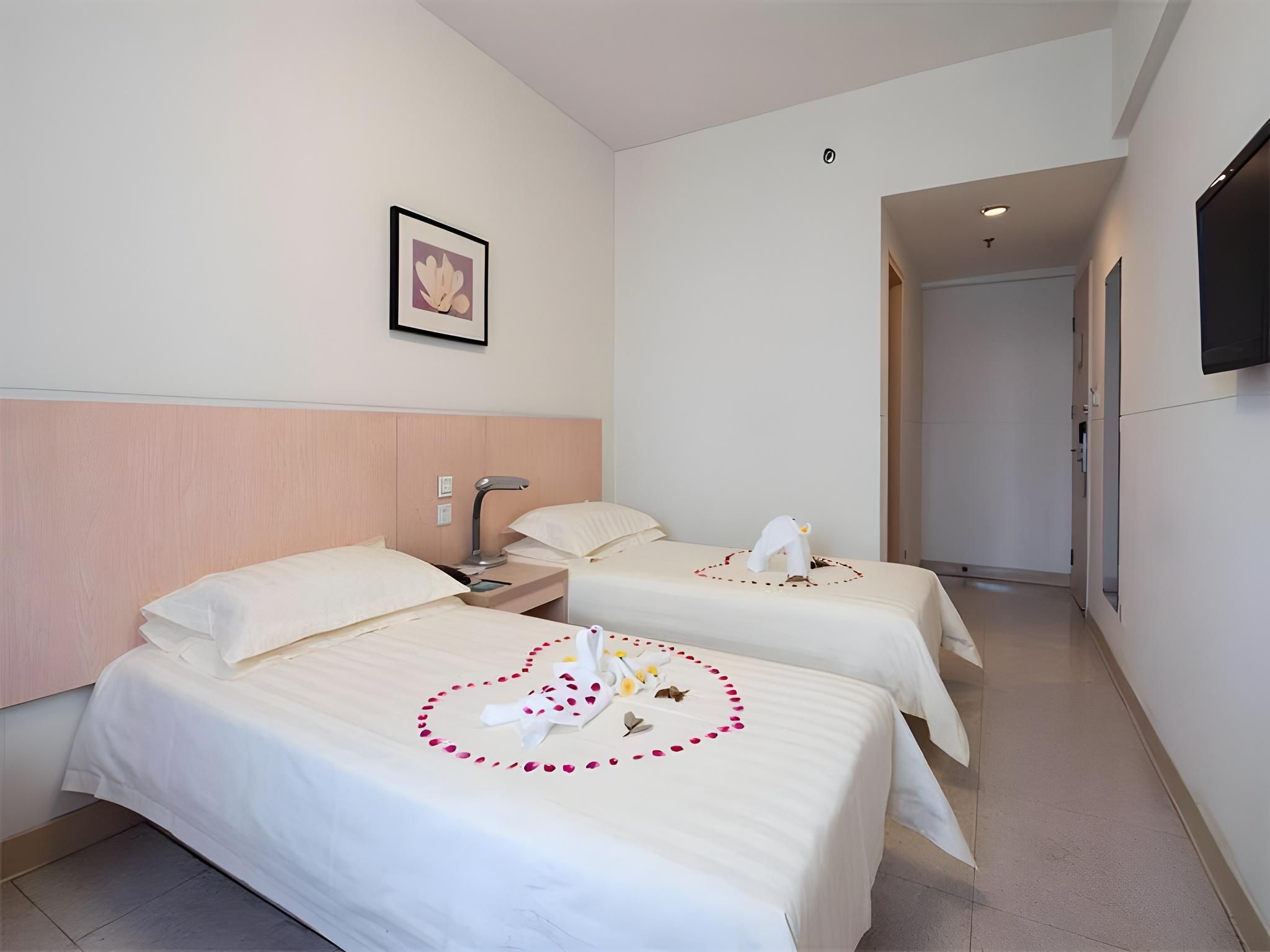WH - Standard Daxiao Twin Room