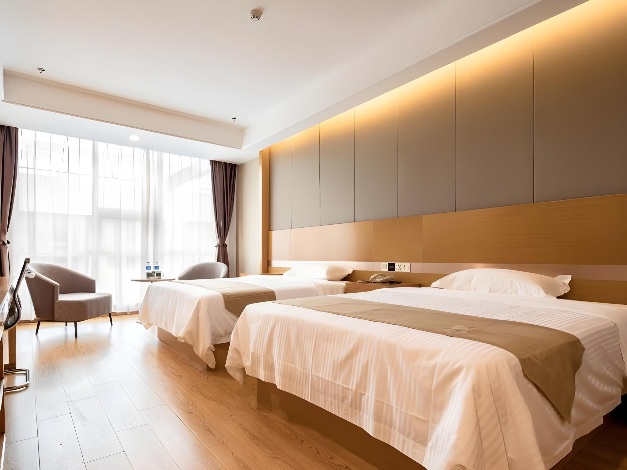2 Bed Twin Superior Room
