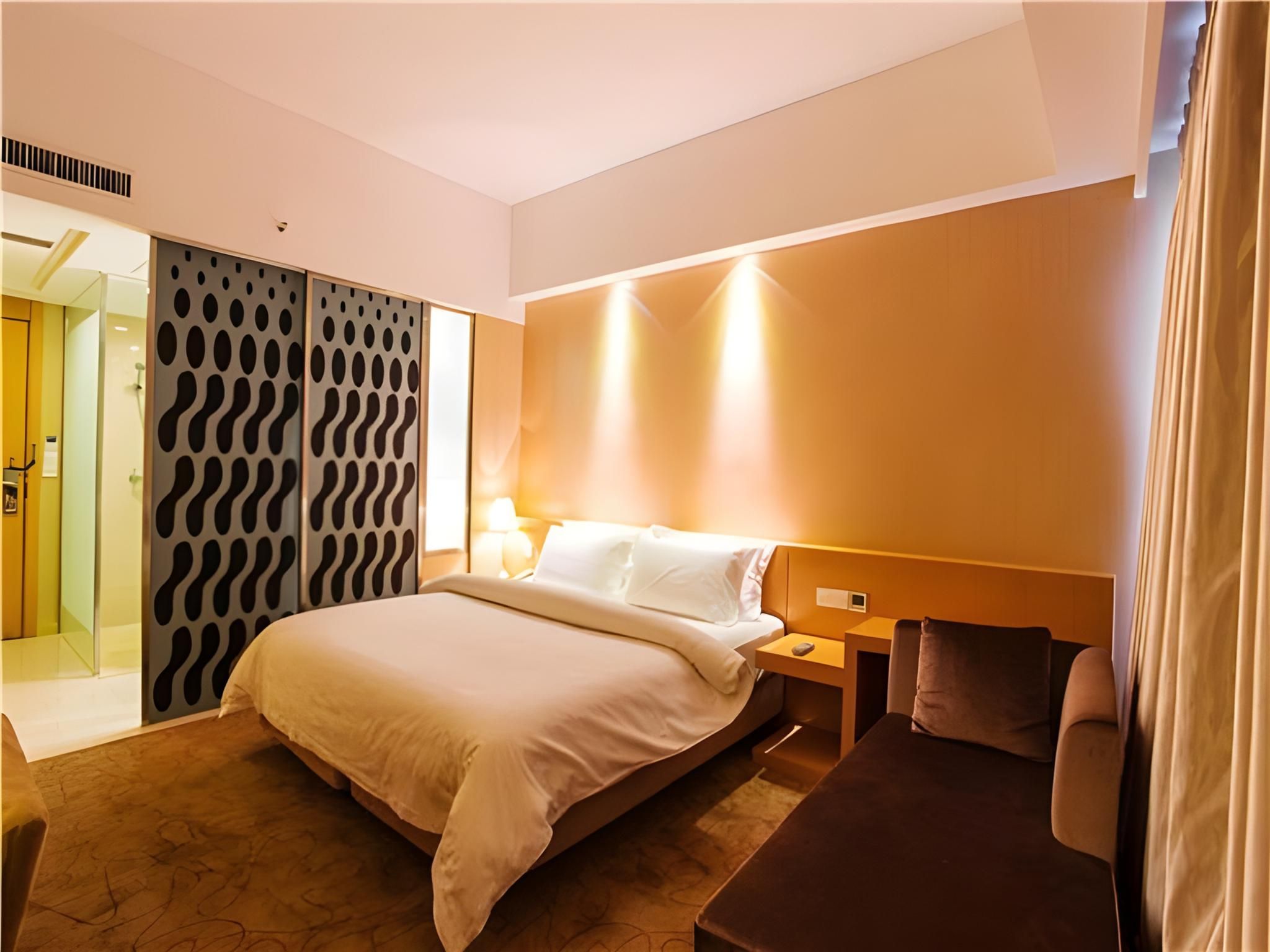 Jinjiang Metropolo - Exquisite Business Room