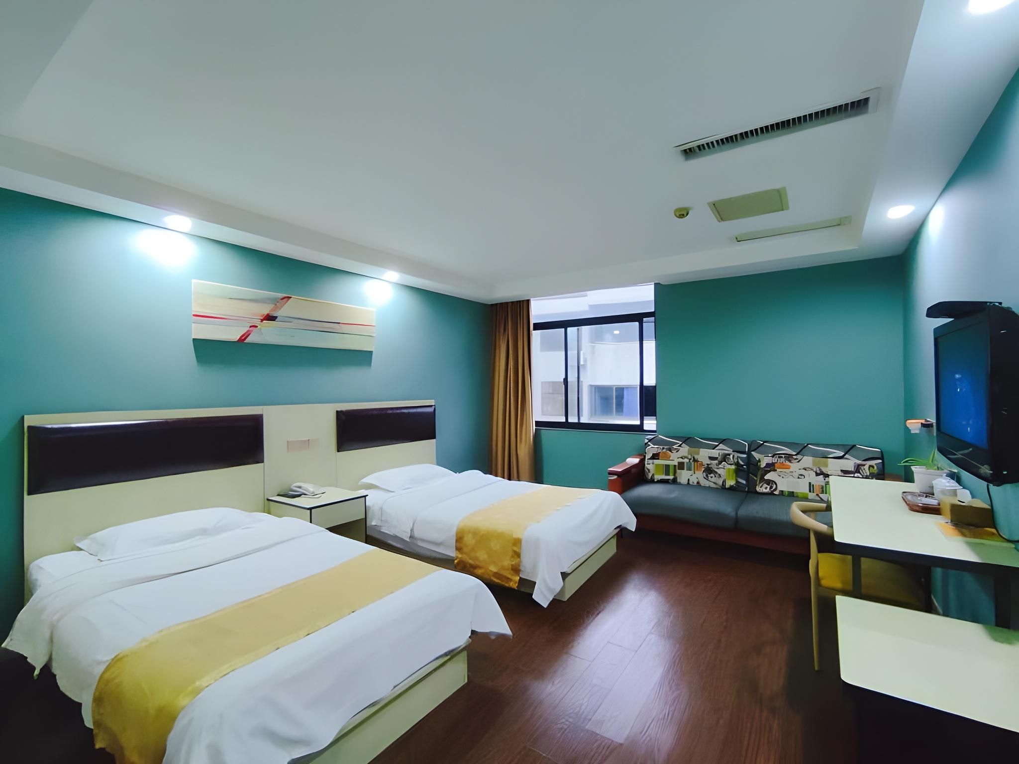 Twin Business Room