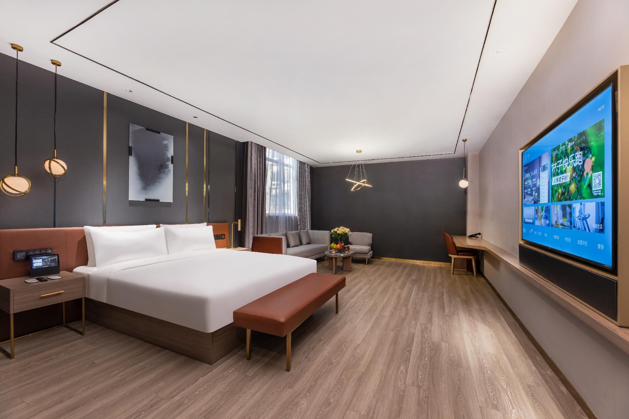 Executive Tower Suite