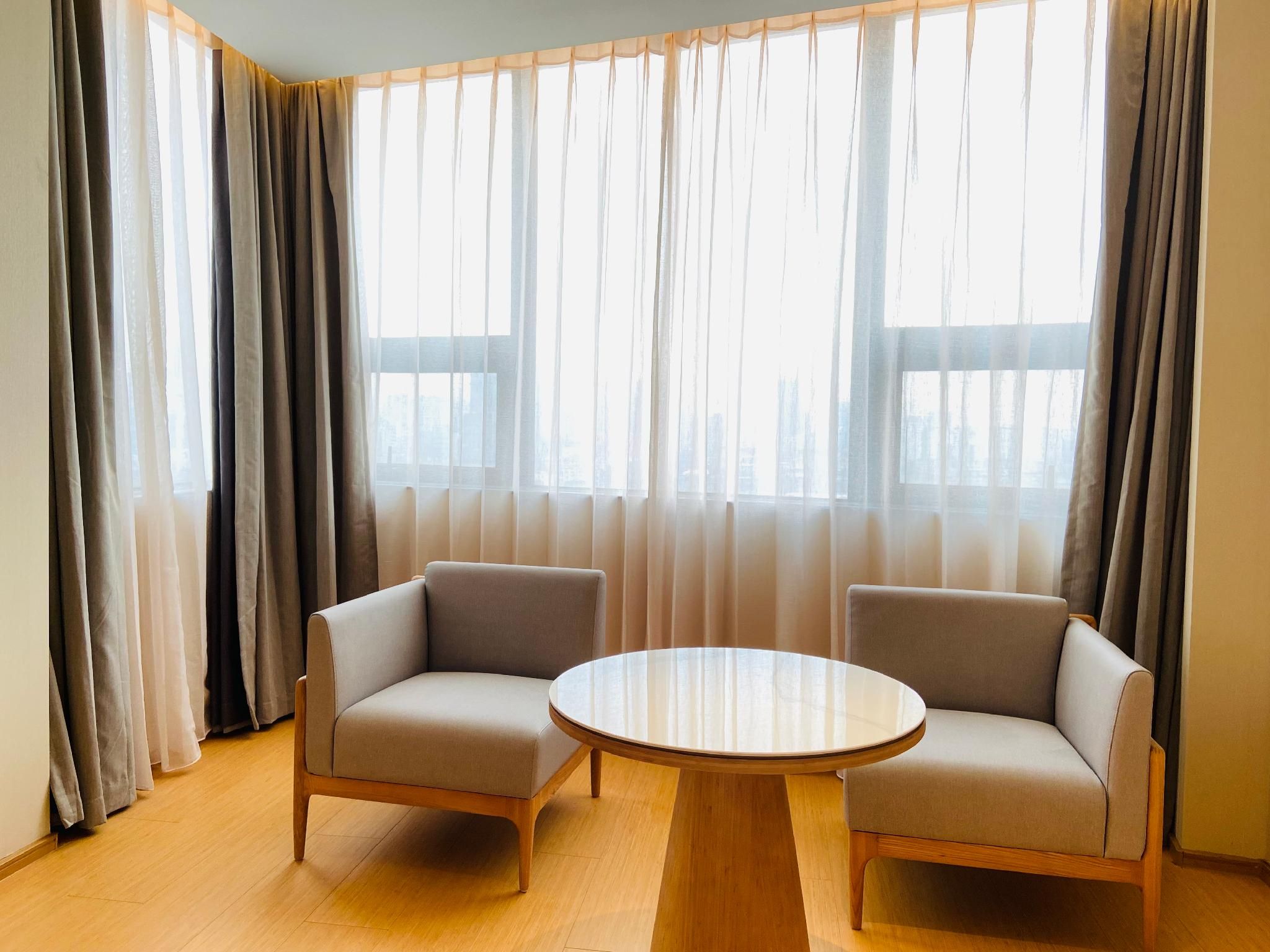 Twin Business Room