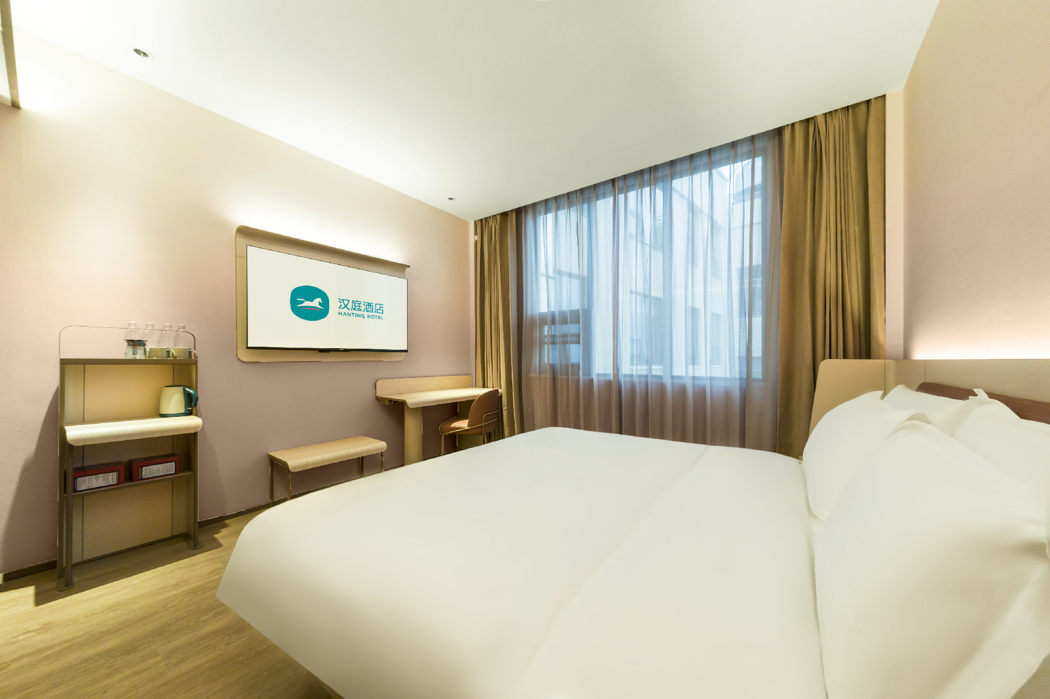 Business Queen Bed Room