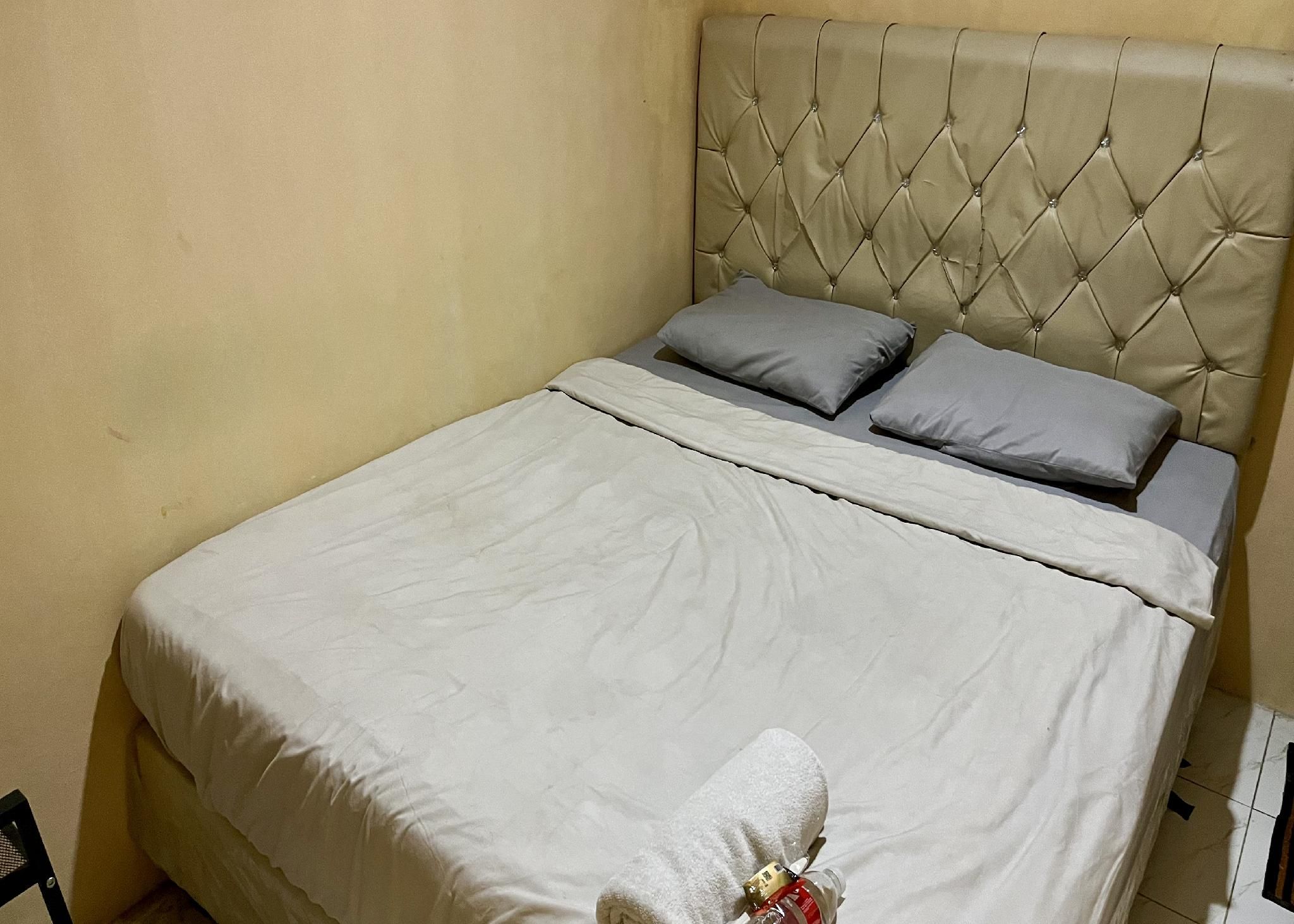 RB Residence Grogol