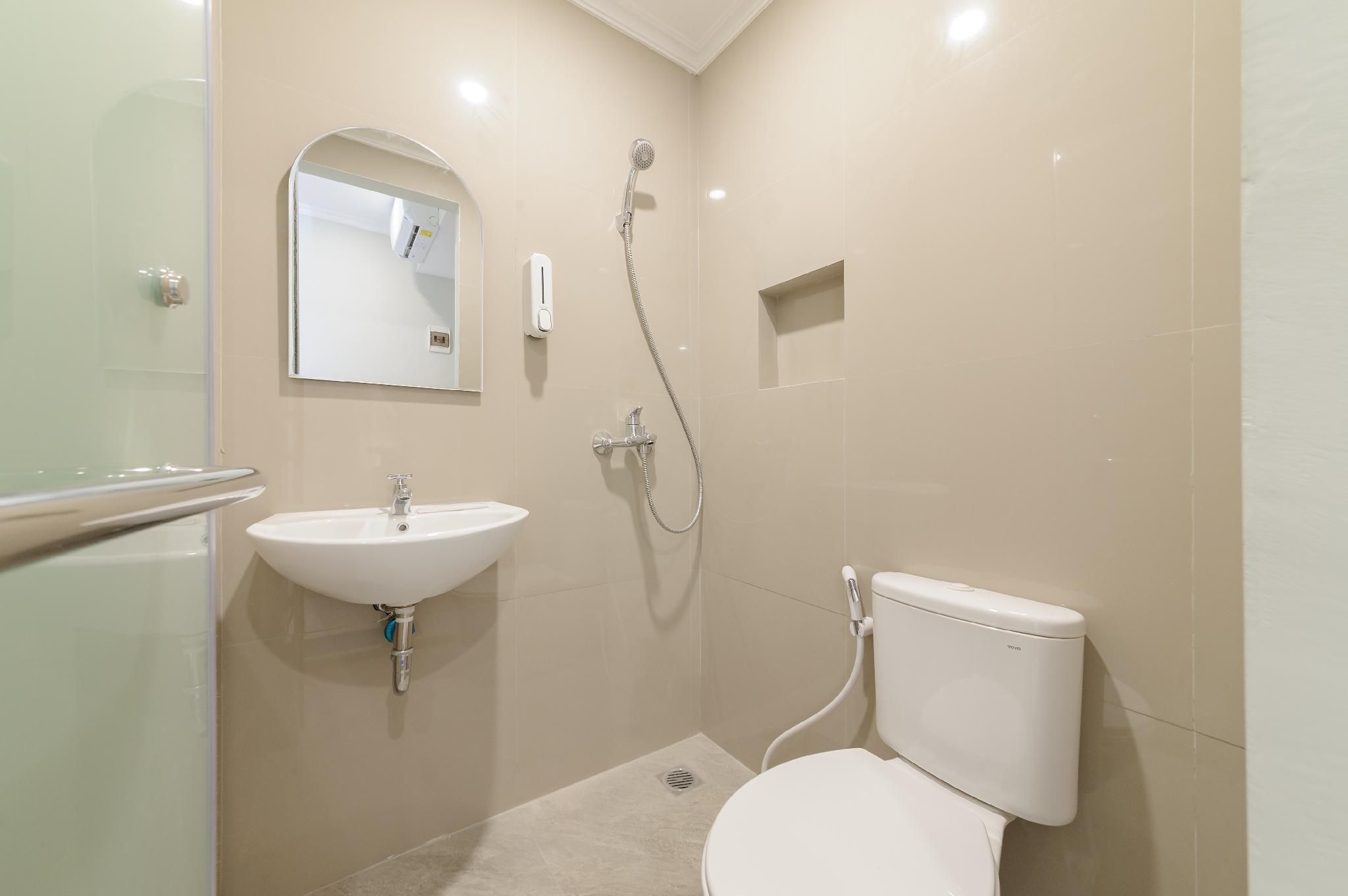 Tanjung Duren Inn 1 Bedroom Deluxe 3